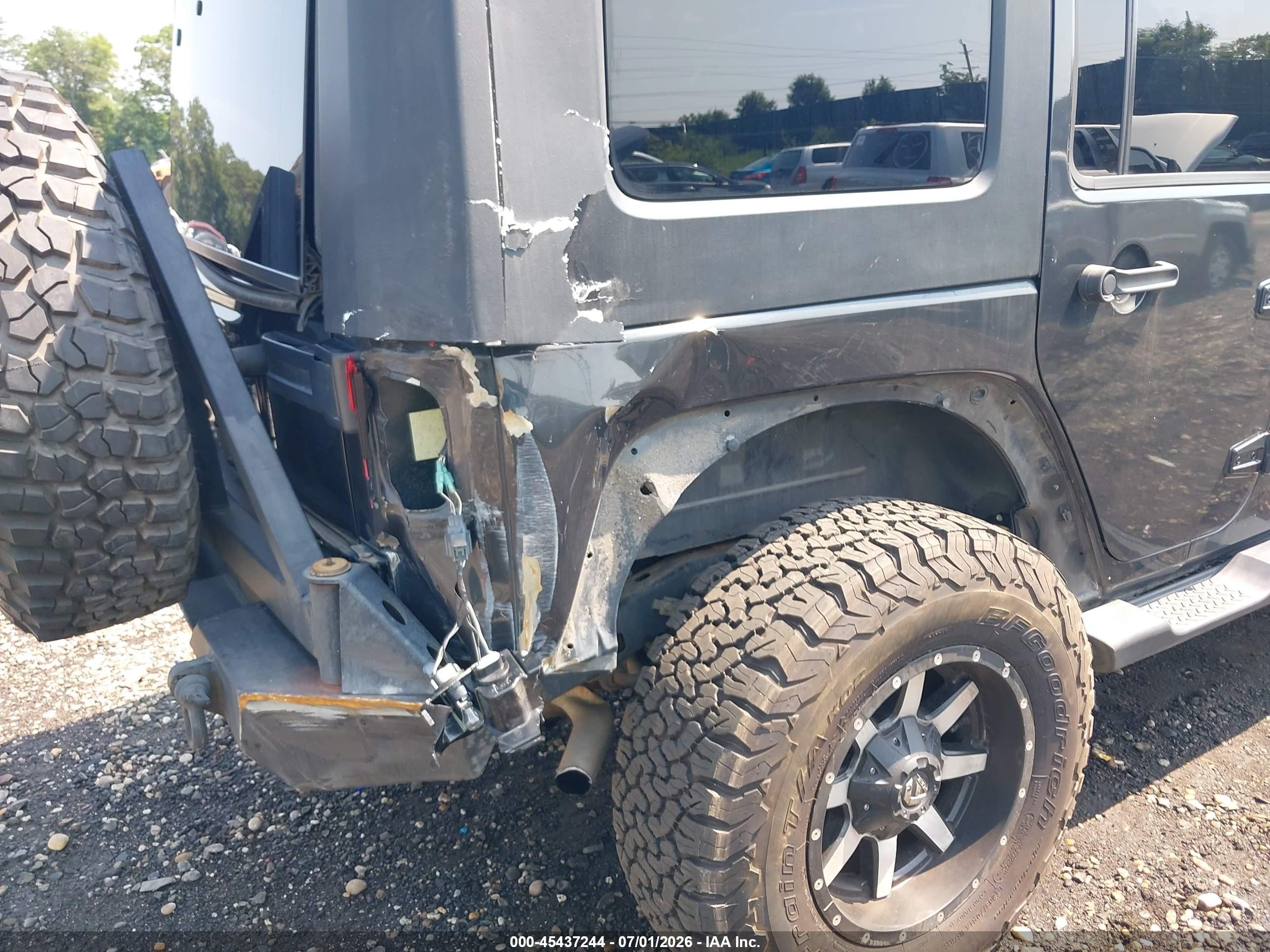 2010 Jeep Wrangler Unlimited Sport Gray vin: 1J4BA3H10AL142458