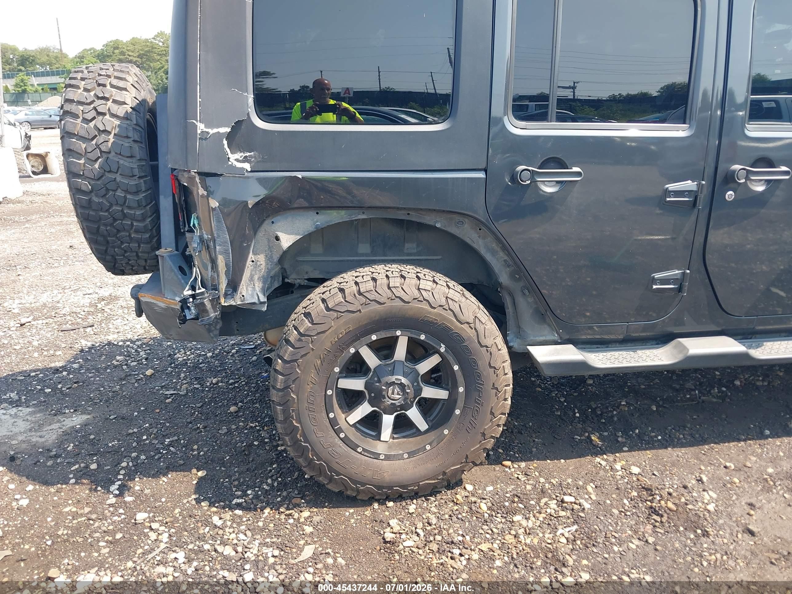 2010 Jeep Wrangler Unlimited Sport Gray vin: 1J4BA3H10AL142458