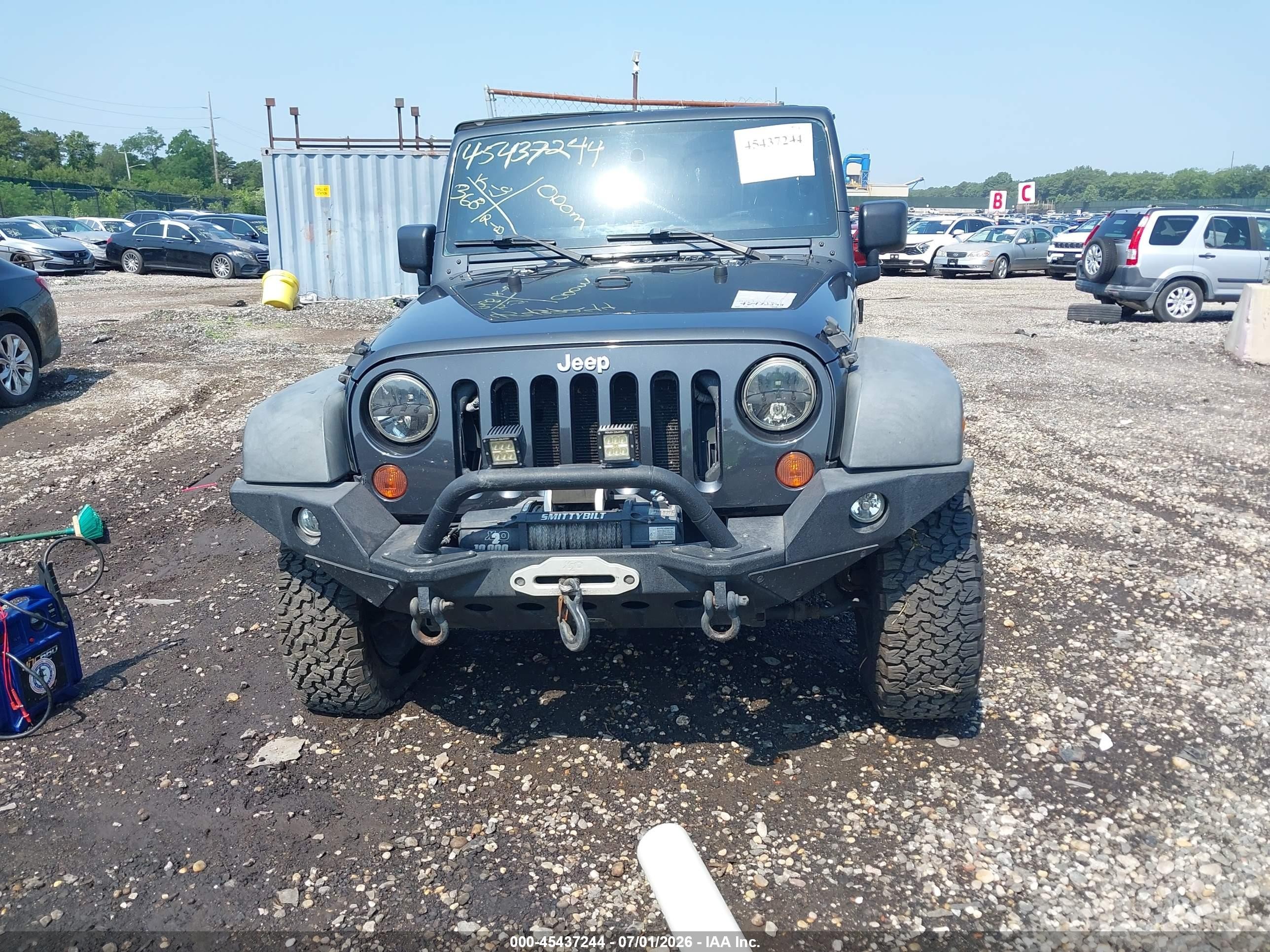 2010 Jeep Wrangler Unlimited Sport Gray vin: 1J4BA3H10AL142458