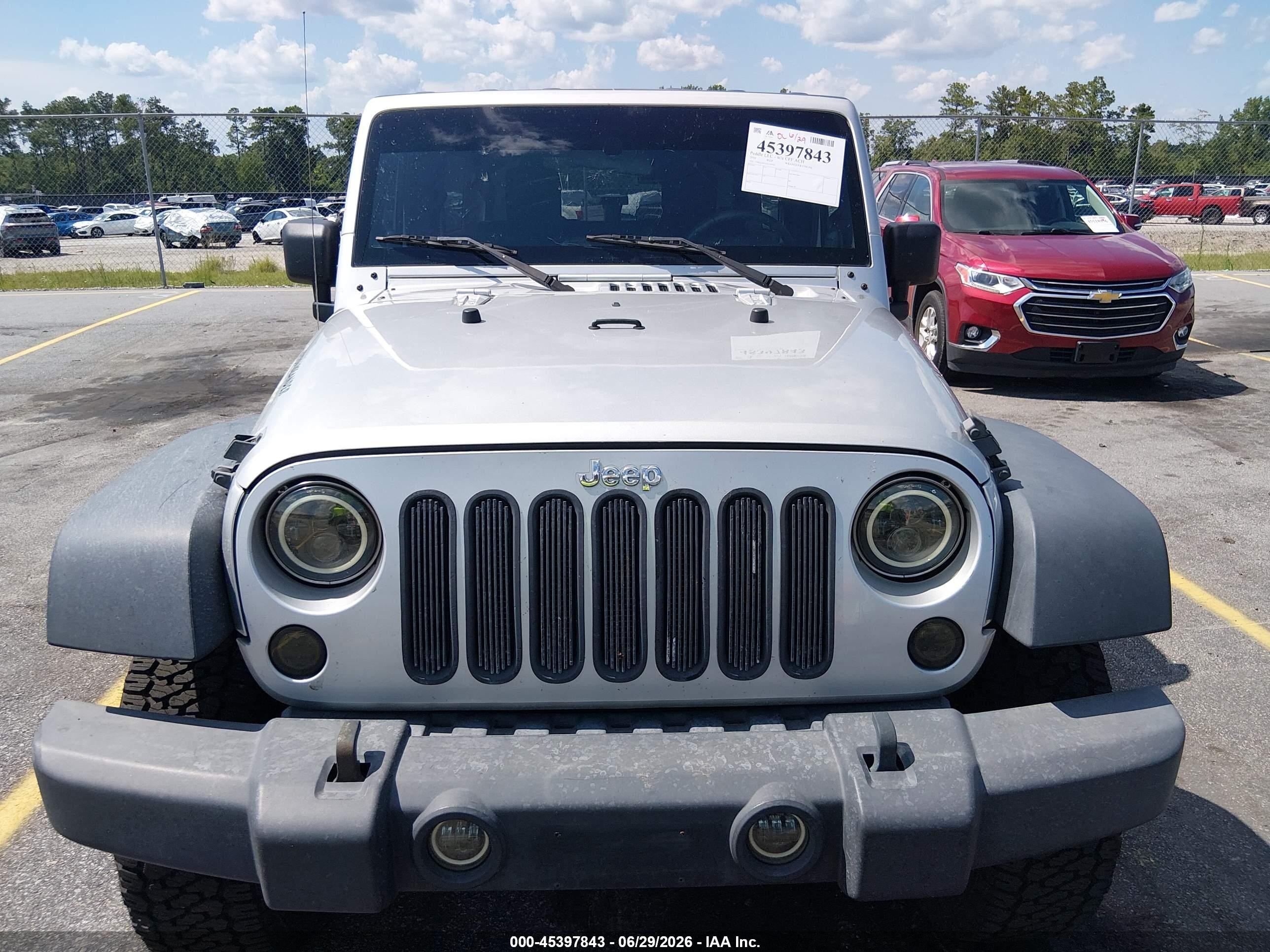 2010 Jeep Wrangler Unlimited Sport Silver vin: 1J4BA3H10AL159907