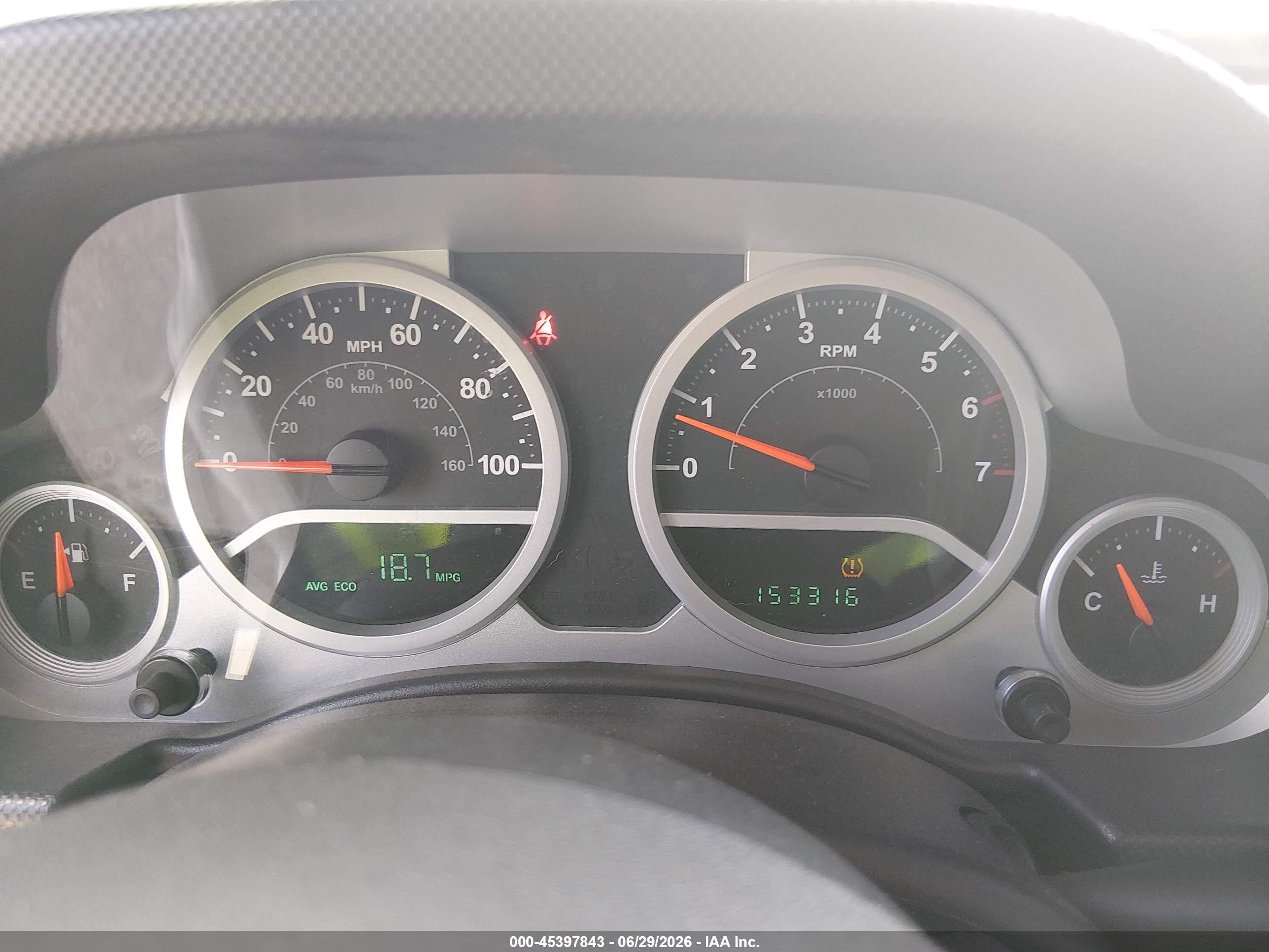 2010 Jeep Wrangler Unlimited Sport Silver vin: 1J4BA3H10AL159907