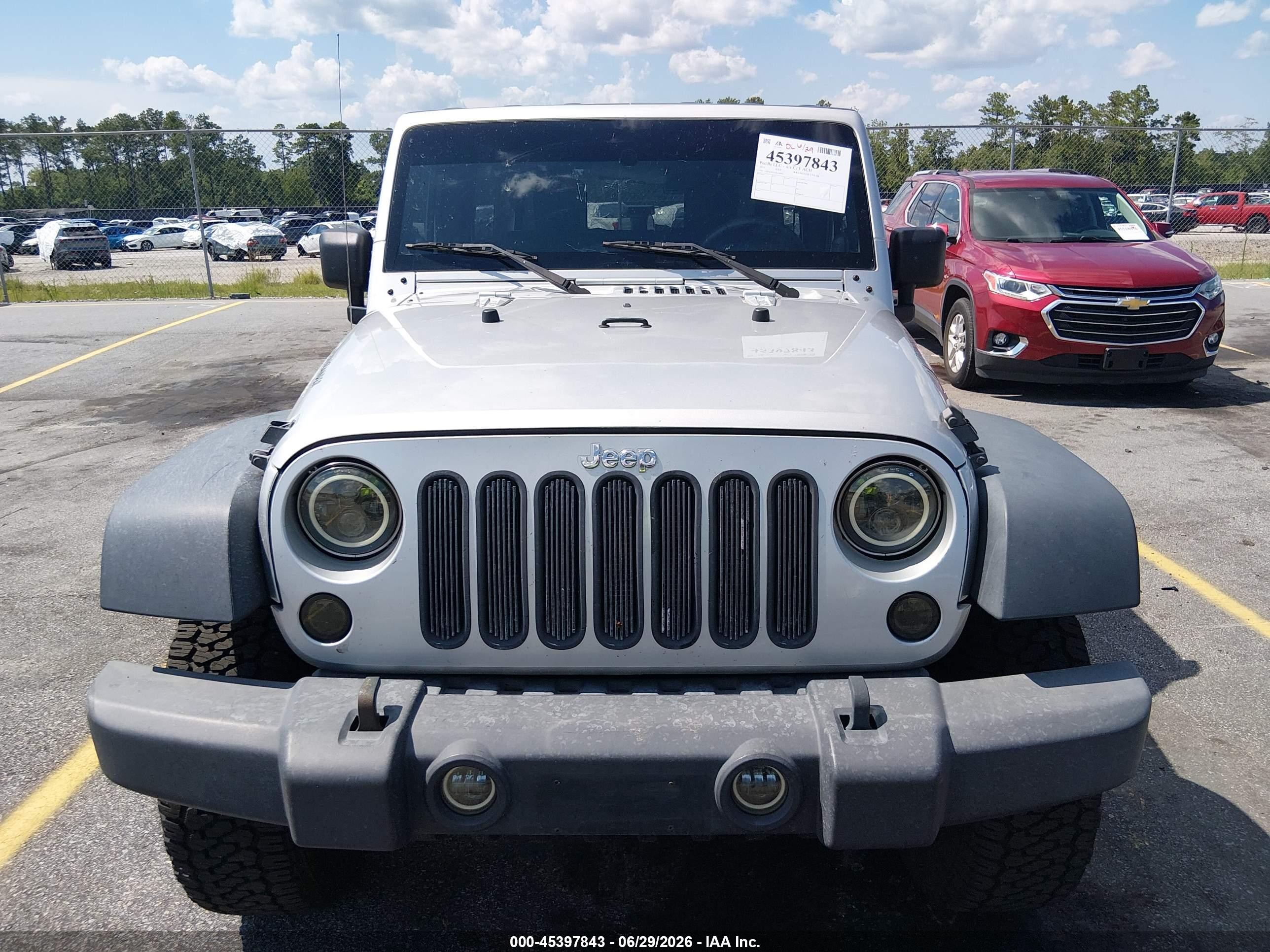2010 Jeep Wrangler Unlimited Sport Silver vin: 1J4BA3H10AL159907