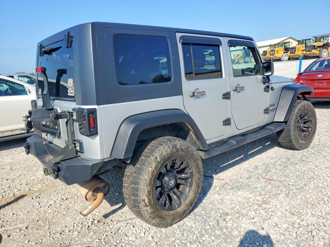 2010 Jeep Wrangler Unlimited Sport Silver vin: 1J4BA3H10AL197671