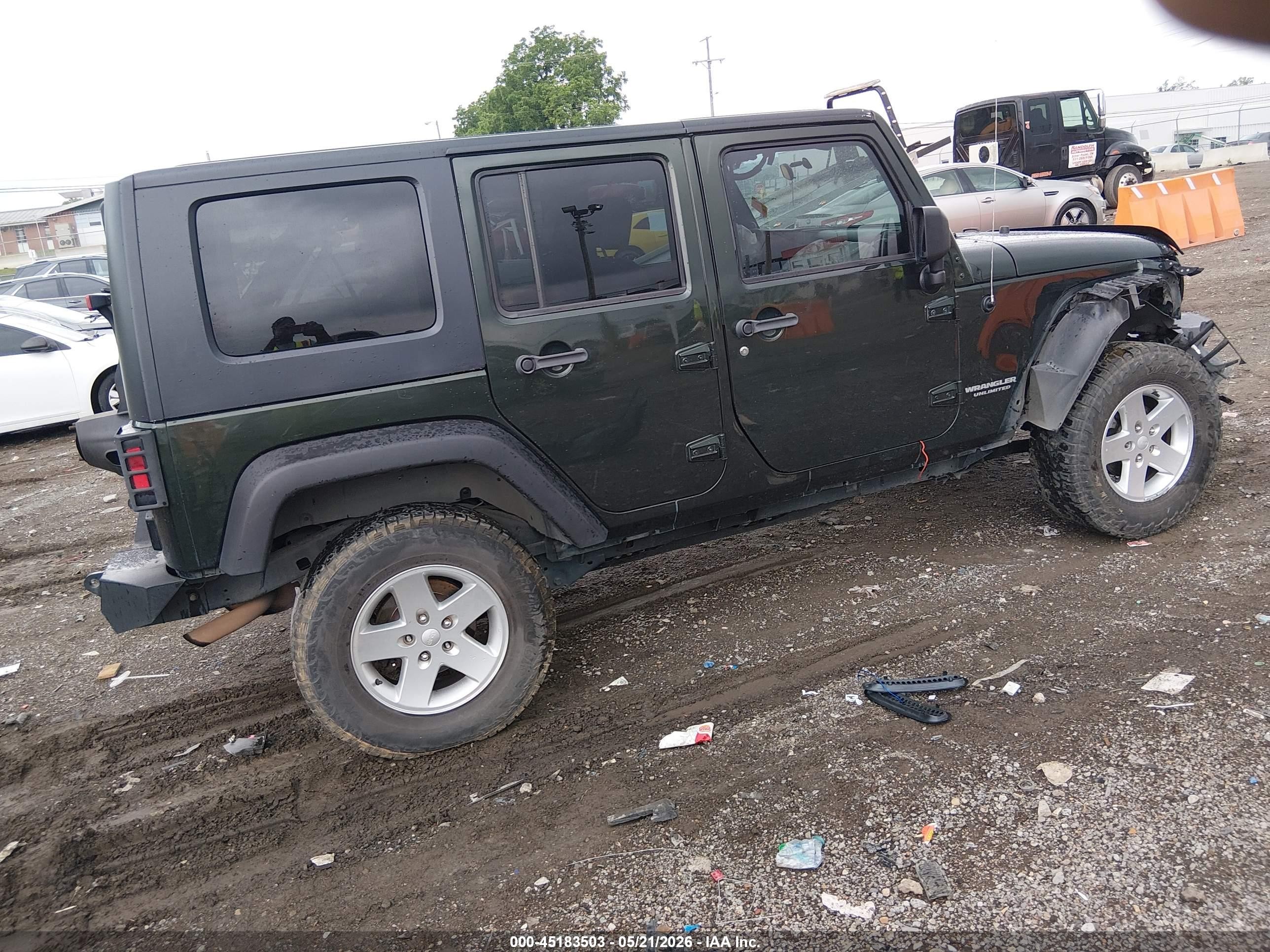 2010 Jeep Wrangler Unlimited Sport Gray vin: 1J4BA3H10AL218177