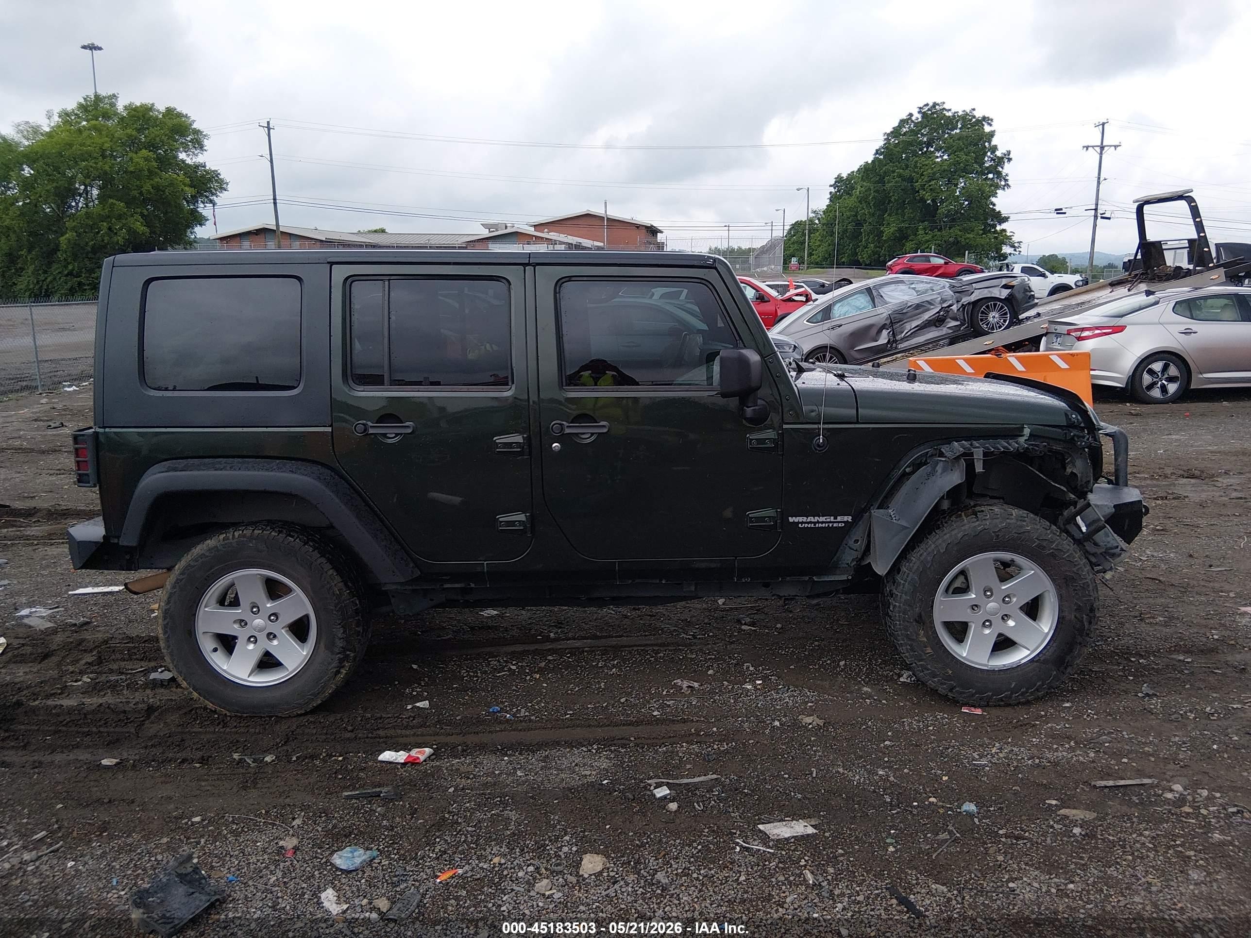 2010 Jeep Wrangler Unlimited Sport Gray vin: 1J4BA3H10AL218177