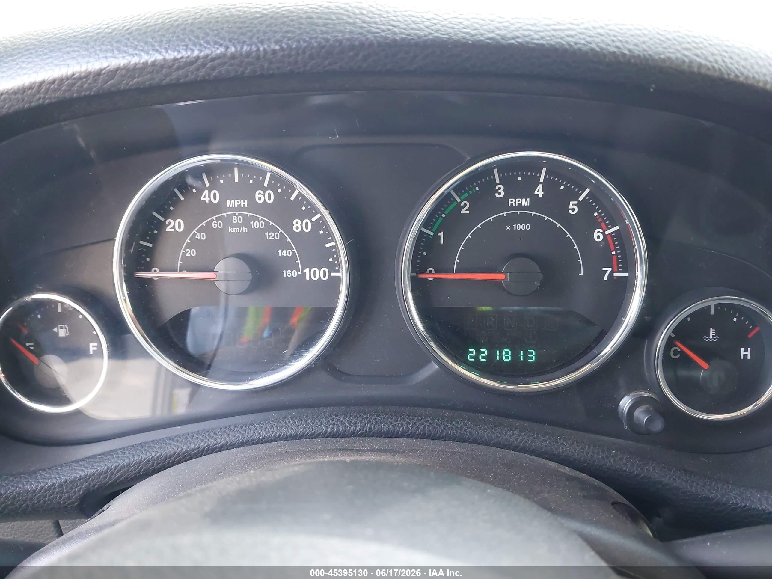 2011 Jeep Wrangler Unlimited Sport Silver vin: 1J4BA3H10BL519419