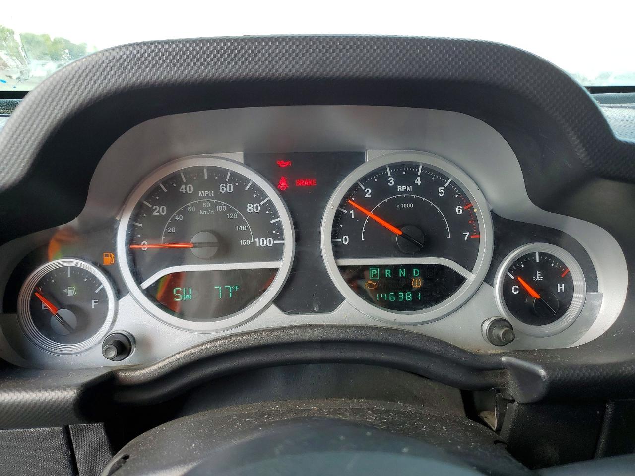 2010 Jeep Wrangler Unlimited Sport Черный vin: 1J4BA3H11AL117178