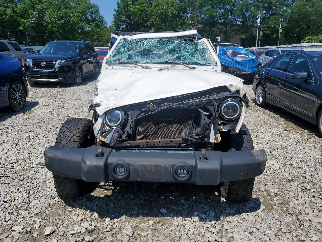 2010 Jeep Wrangler Unlimited Sport Белый vin: 1J4BA3H11AL159396