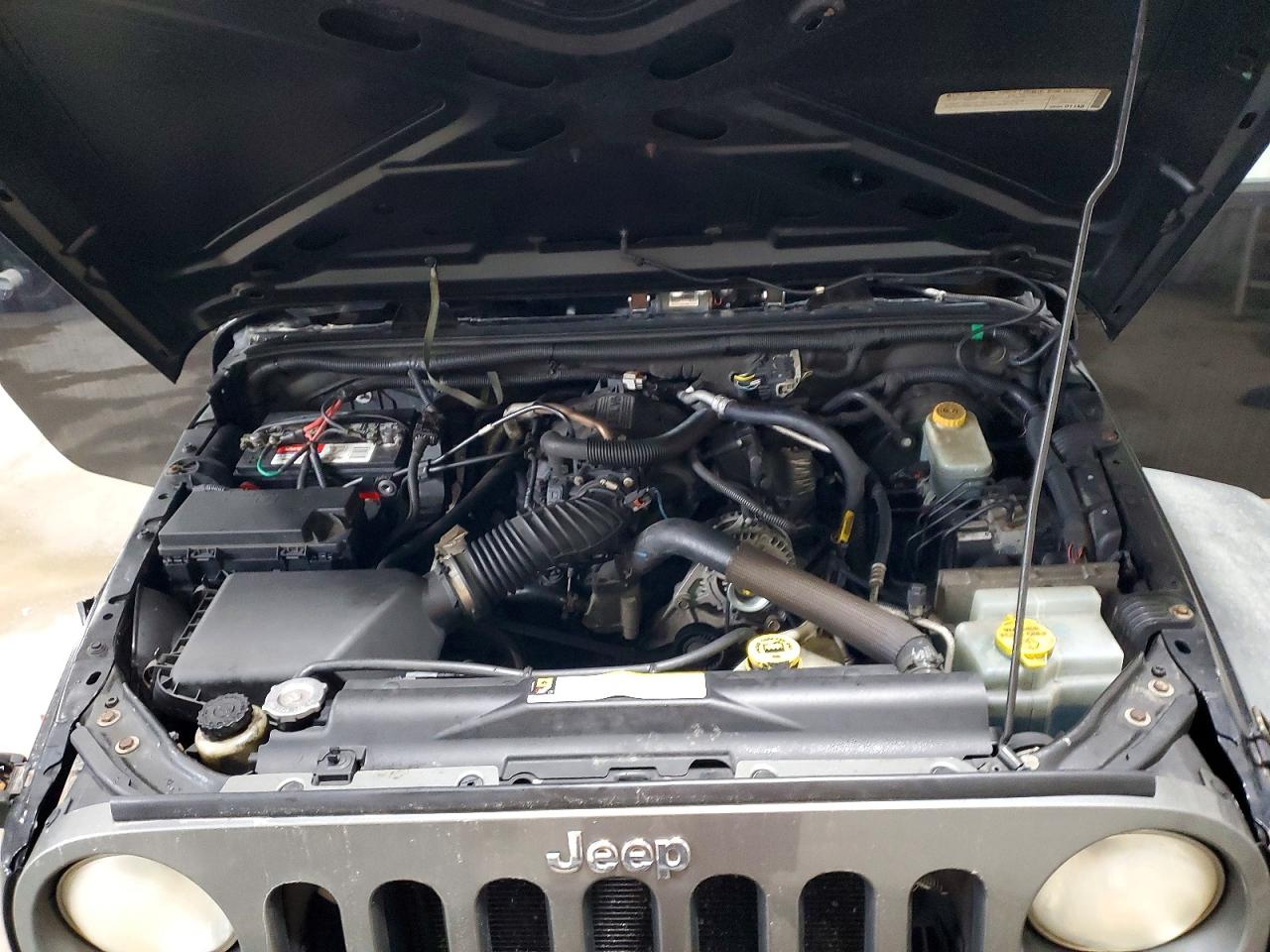 2010 Jeep Wrangler Unlimited Sport Black vin: 1J4BA3H11AL189479