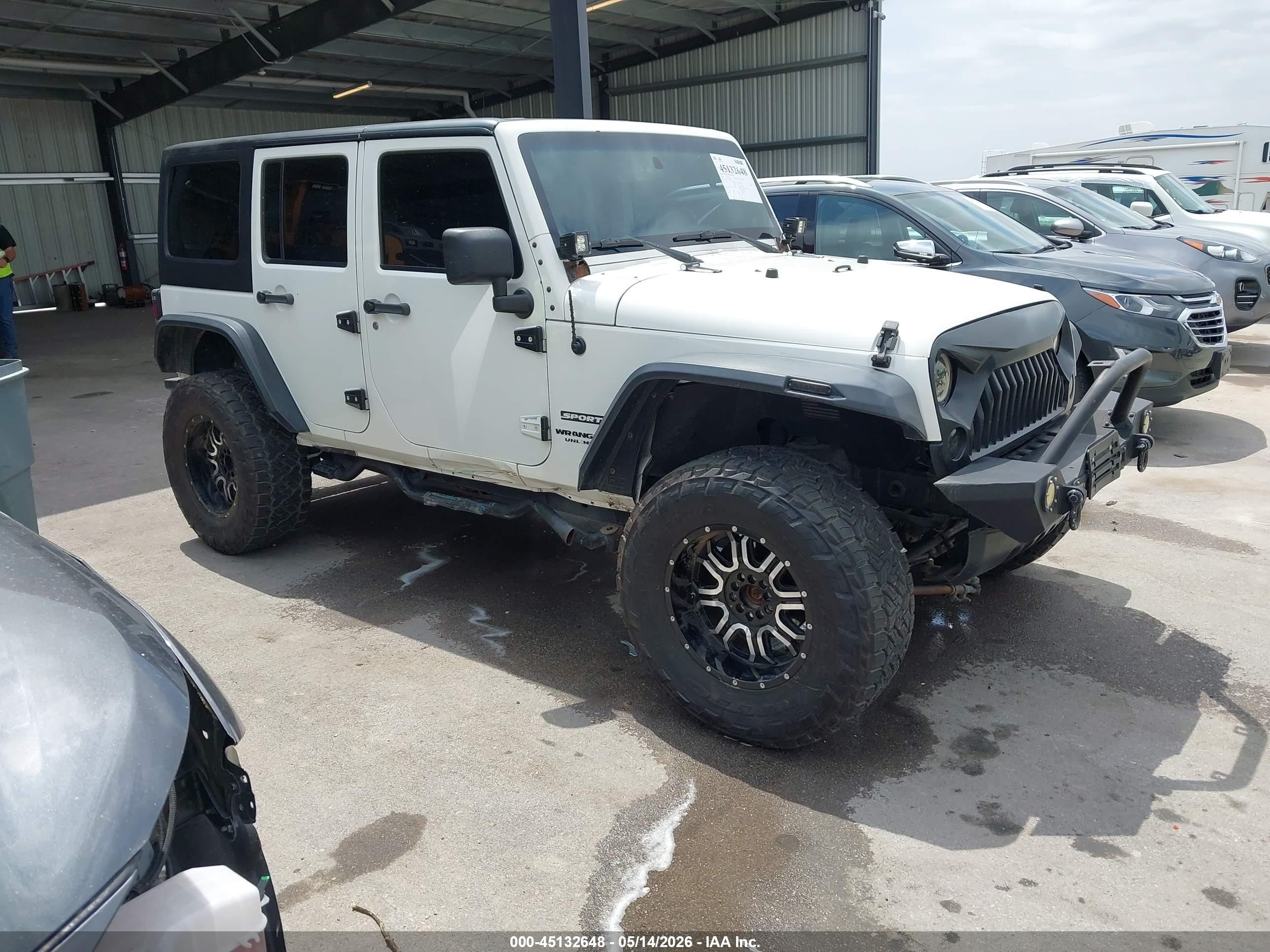 2010 Jeep Wrangler Unlimited Sport White vin: 1J4BA3H11AL207320