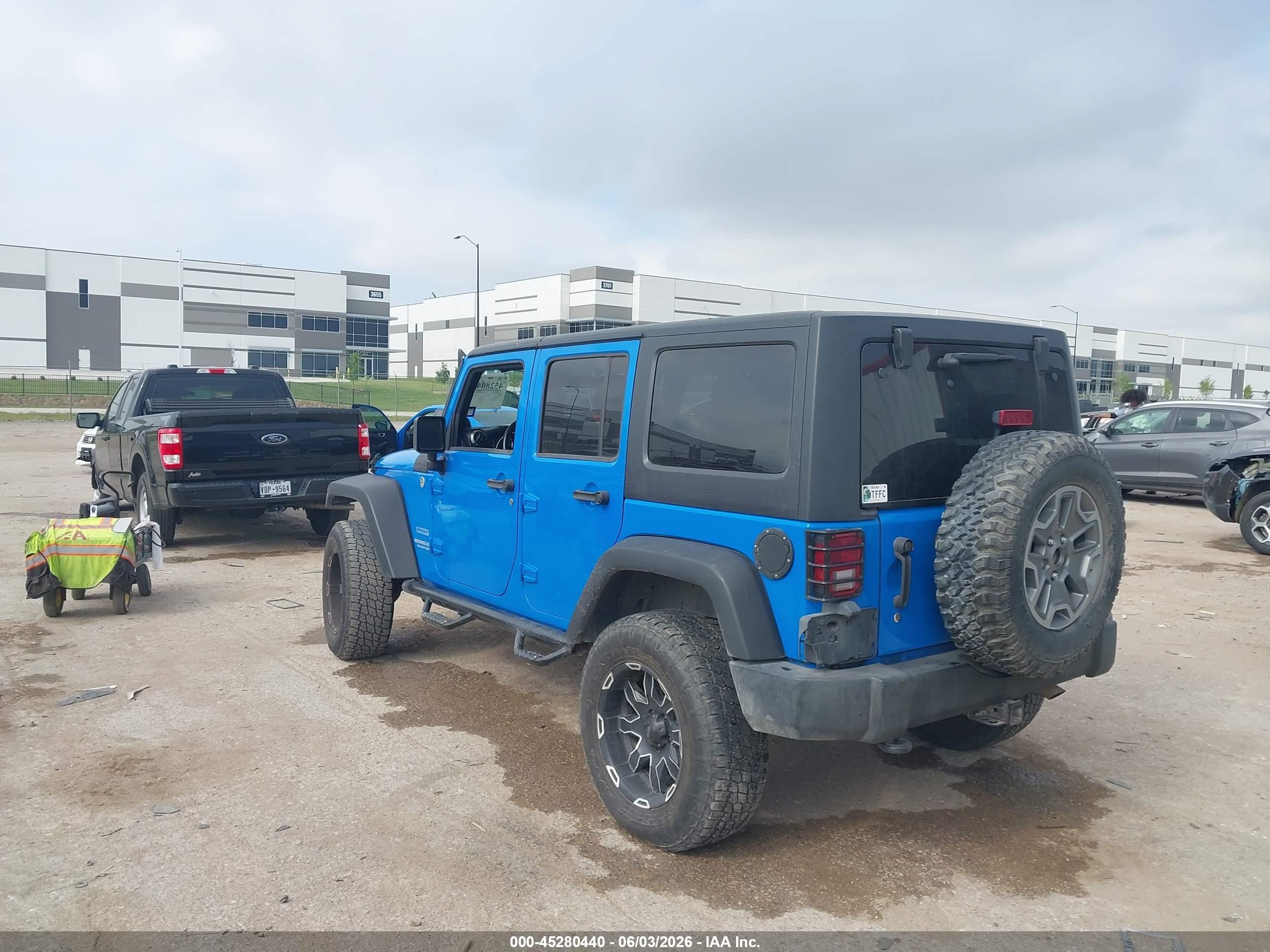 2011 Jeep Wrangler Unlimited Sport Blue vin: 1J4BA3H11BL600915