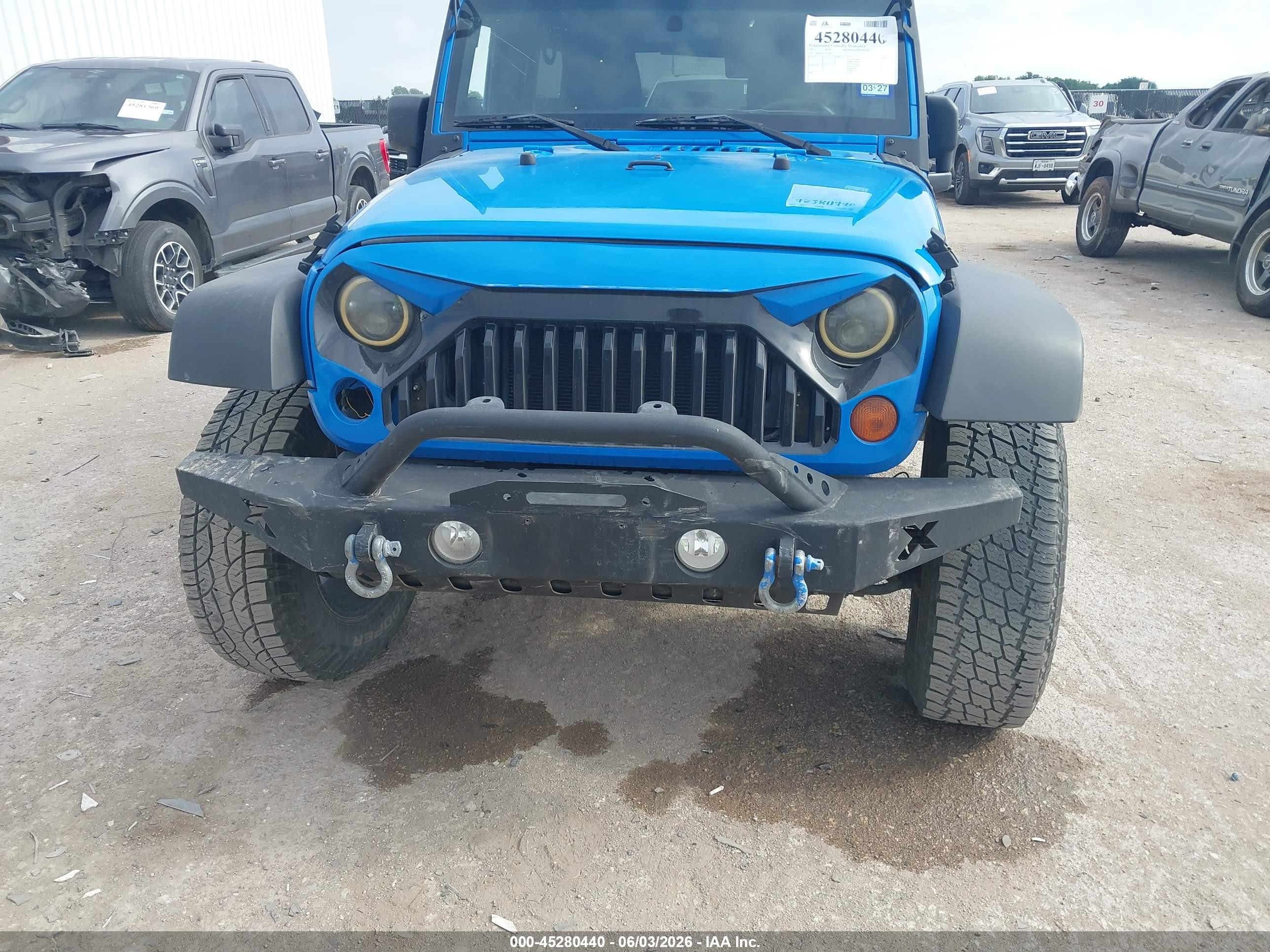 2011 Jeep Wrangler Unlimited Sport Blue vin: 1J4BA3H11BL600915