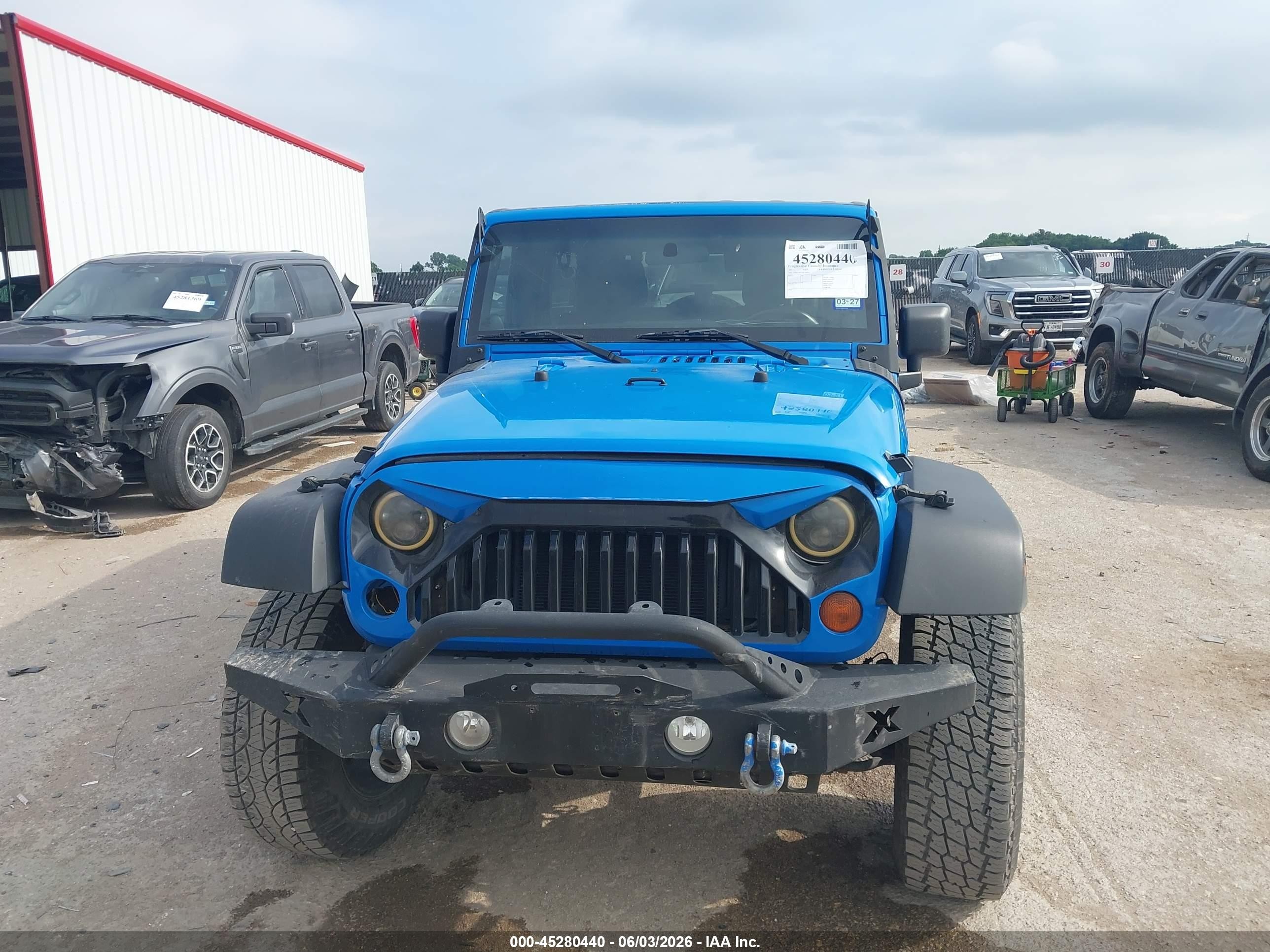 2011 Jeep Wrangler Unlimited Sport Blue vin: 1J4BA3H11BL600915