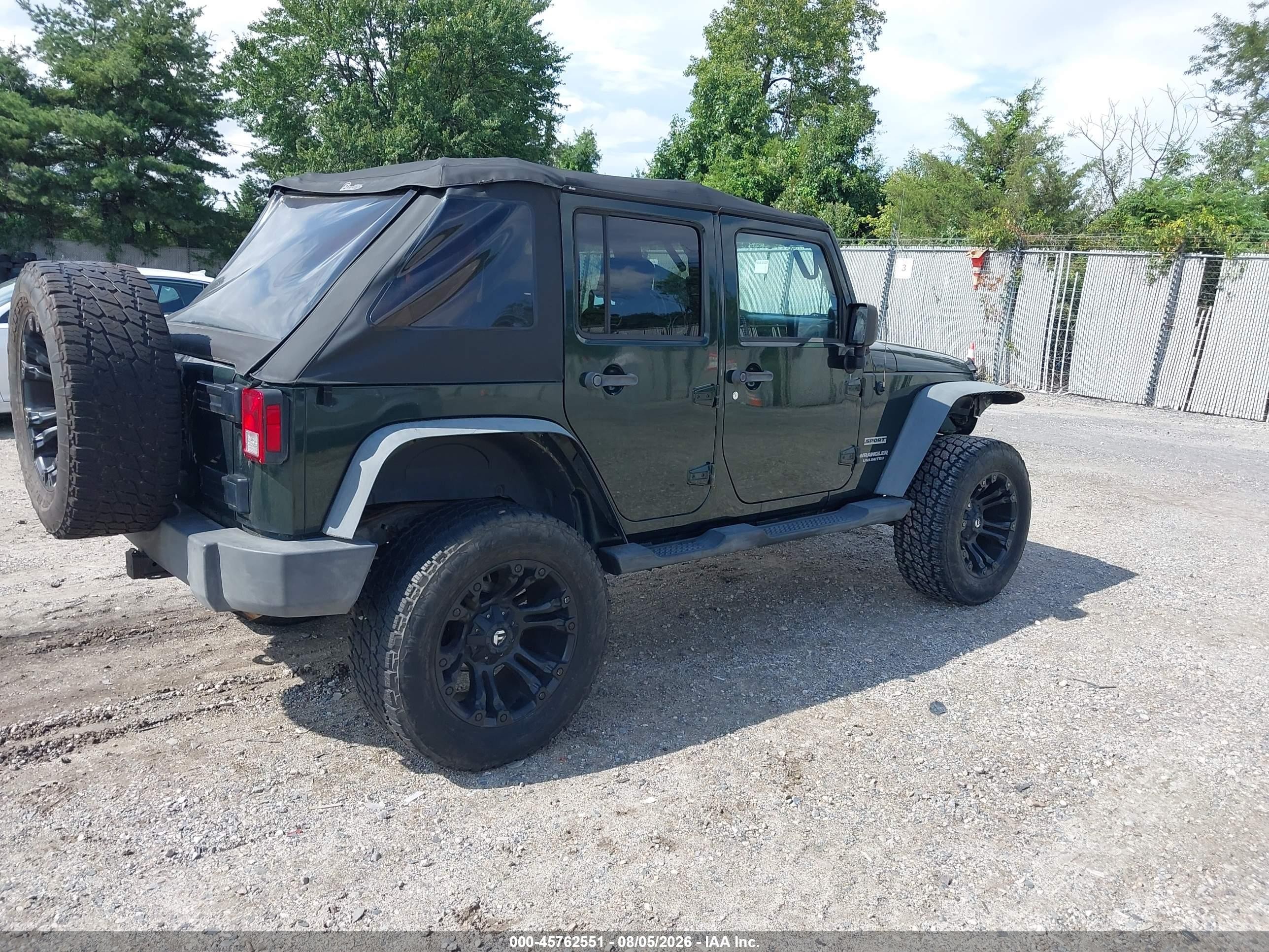 2010 Jeep Wrangler Unlimited Sport Green vin: 1J4BA3H12AL127198
