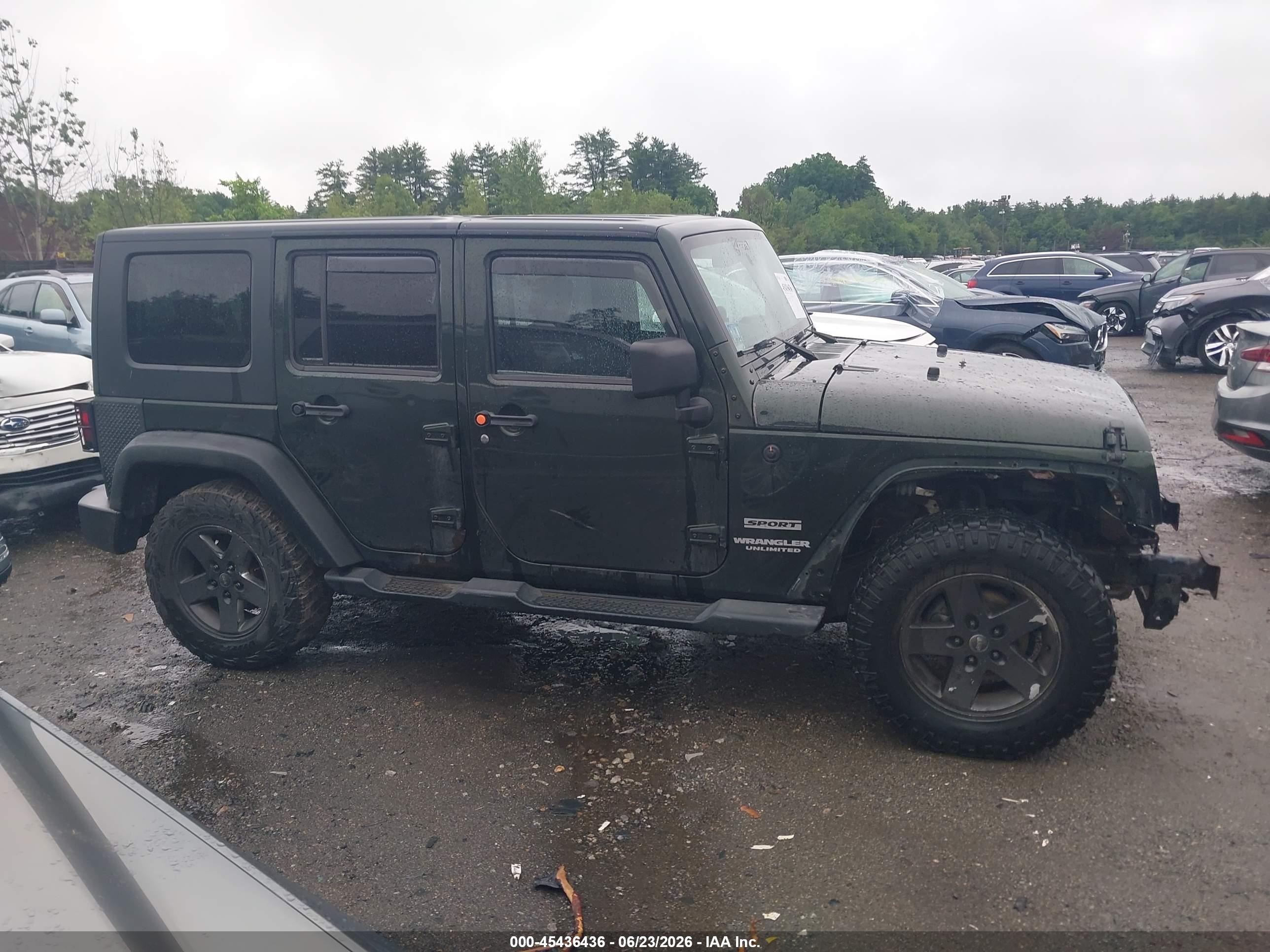 2010 Jeep Wrangler Unlimited Sport Green vin: 1J4BA3H12AL127542