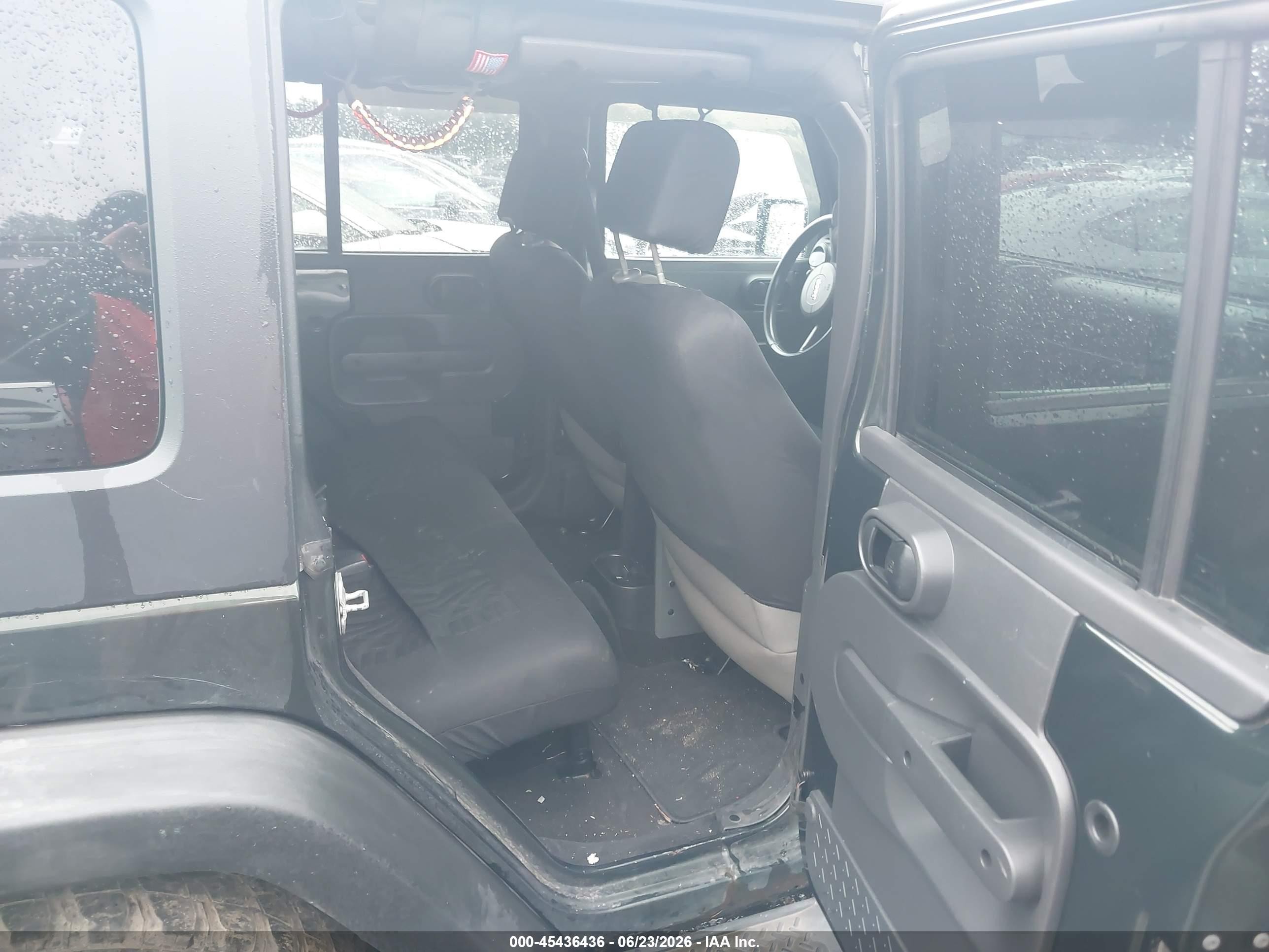 2010 Jeep Wrangler Unlimited Sport Green vin: 1J4BA3H12AL127542