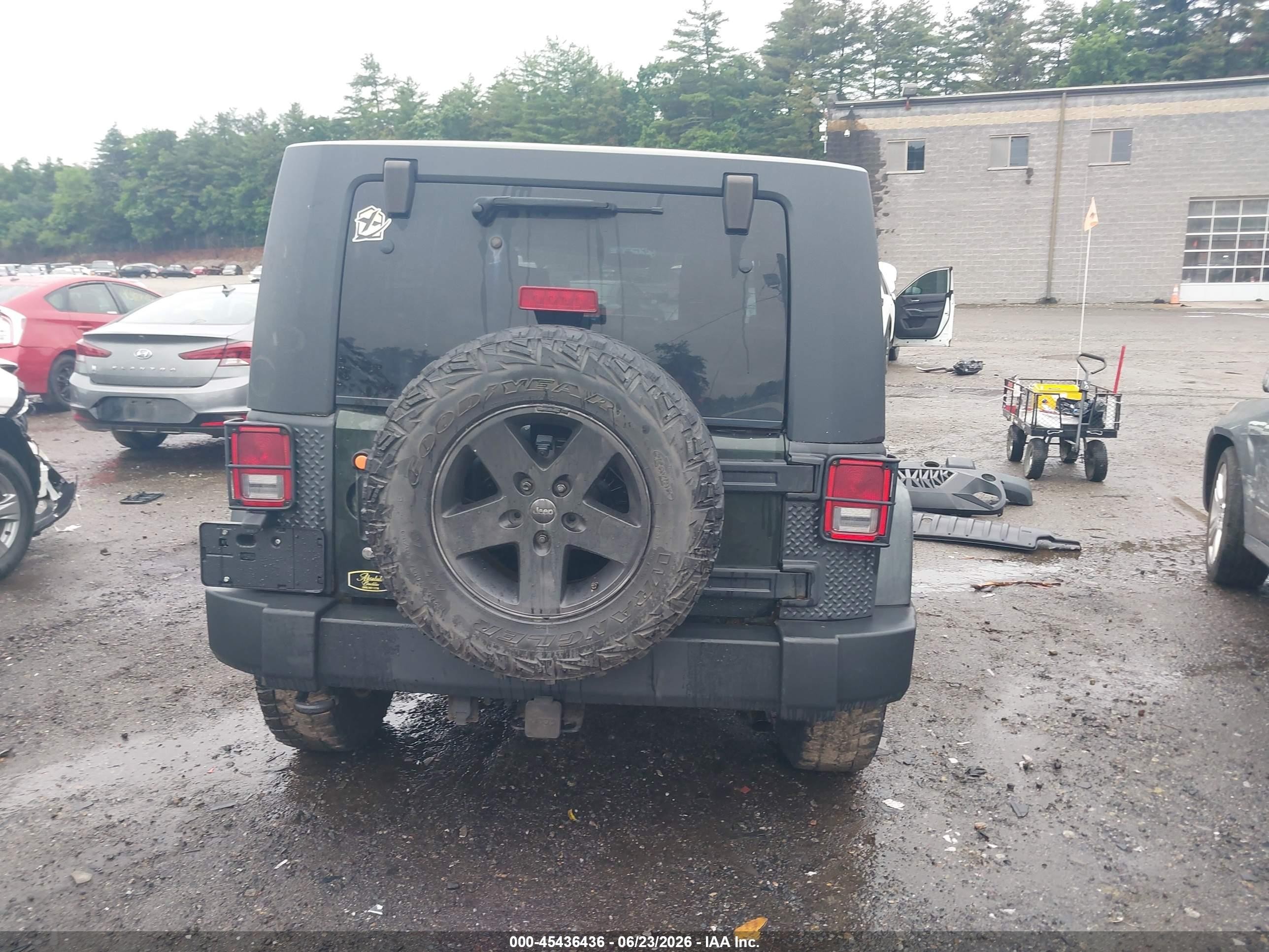 2010 Jeep Wrangler Unlimited Sport Green vin: 1J4BA3H12AL127542