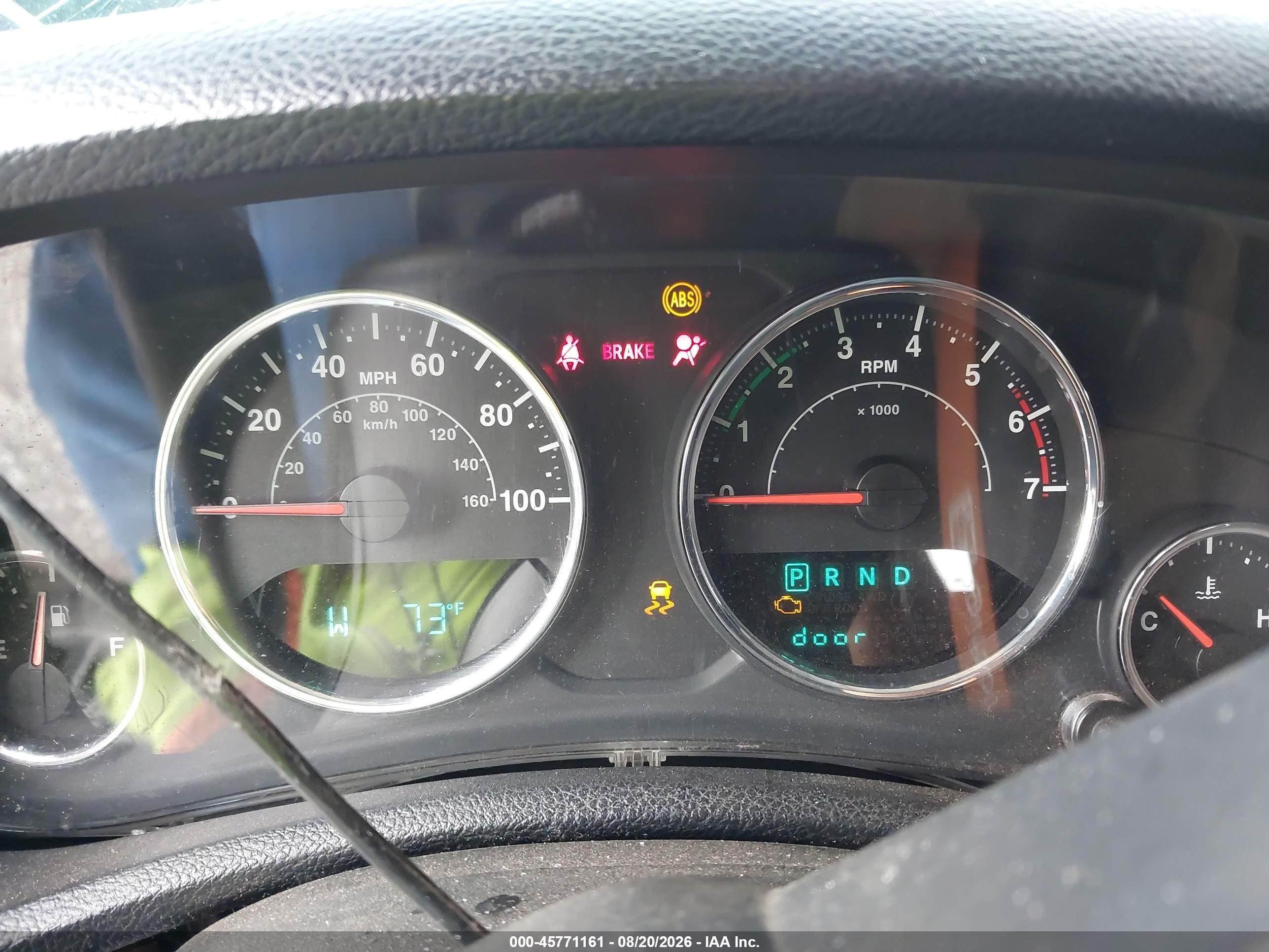 2011 Jeep Wrangler Unlimited Sport White vin: 1J4BA3H12BL616928