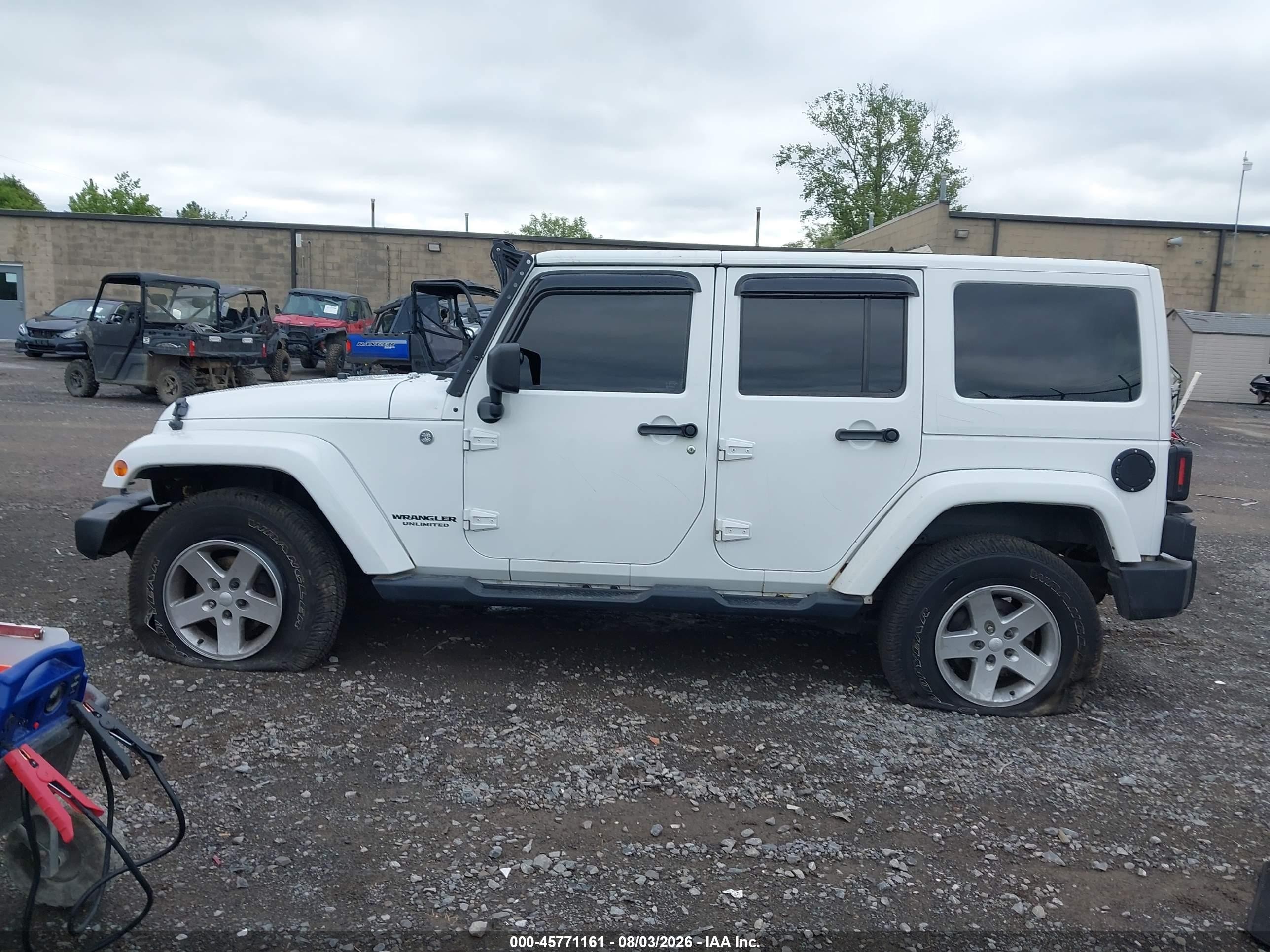 2011 Jeep Wrangler Unlimited Sport White vin: 1J4BA3H12BL616928