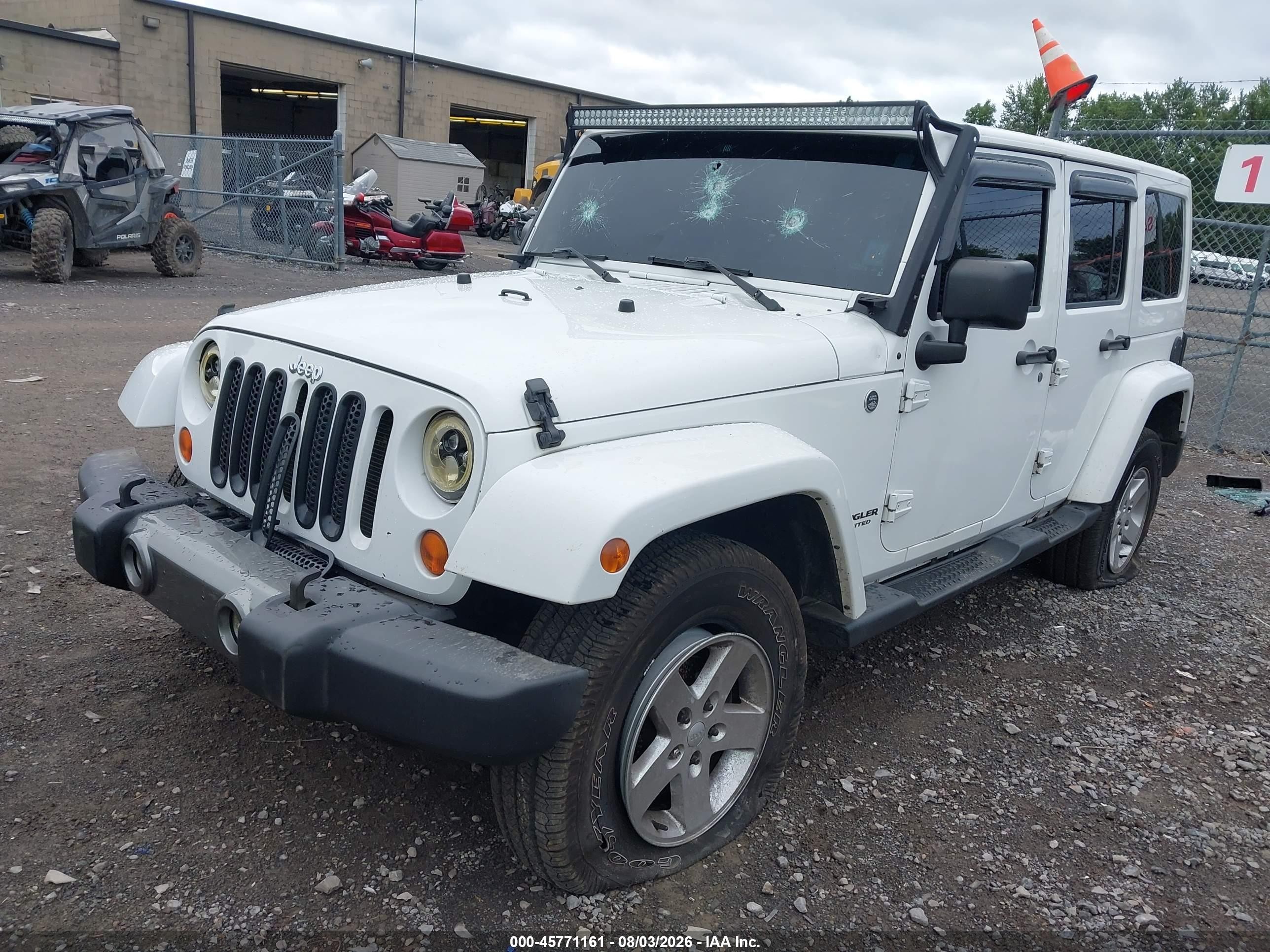 2011 Jeep Wrangler Unlimited Sport White vin: 1J4BA3H12BL616928