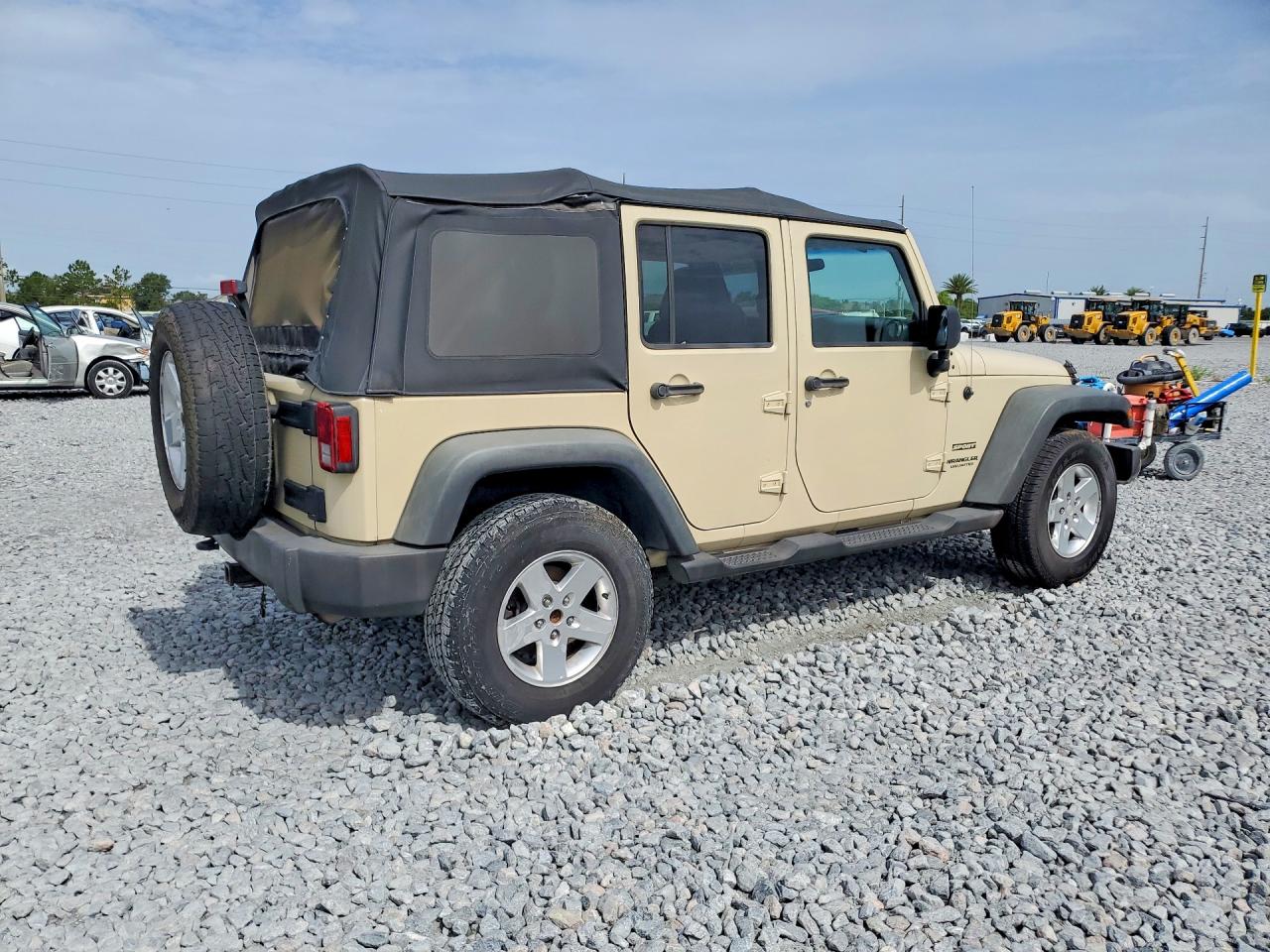 2011 Jeep Wrangler Unlimited Sport Белый vin: 1J4BA3H13BL545352