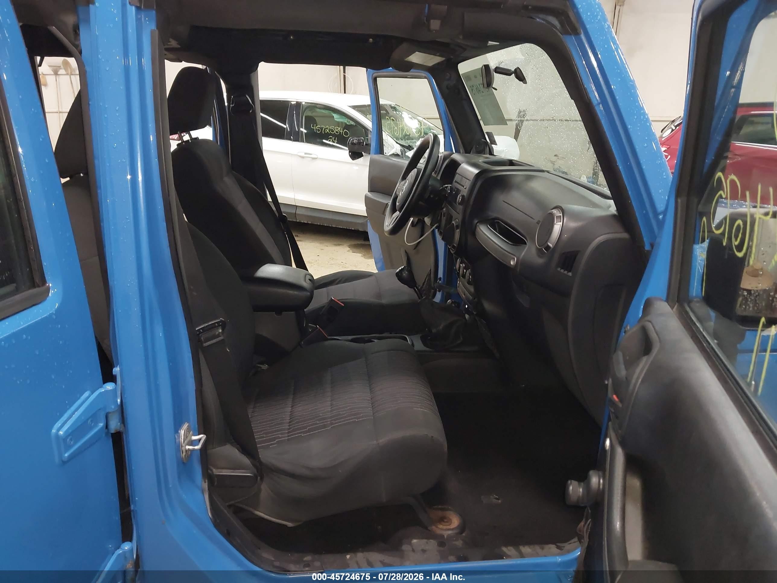 2011 Jeep Wrangler Unlimited Sport Blue vin: 1J4BA3H13BL620163