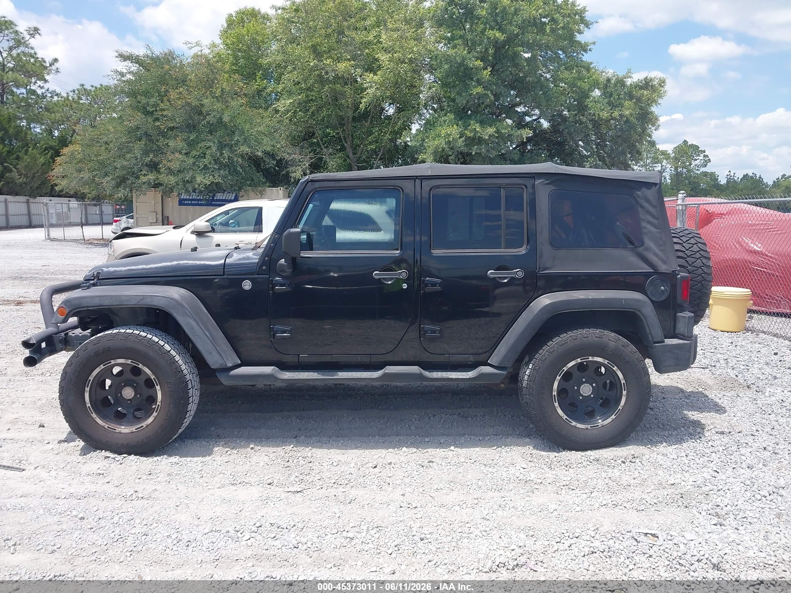 2010 Jeep Wrangler Unlimited Sport Черный vin: 1J4BA3H14AL127011