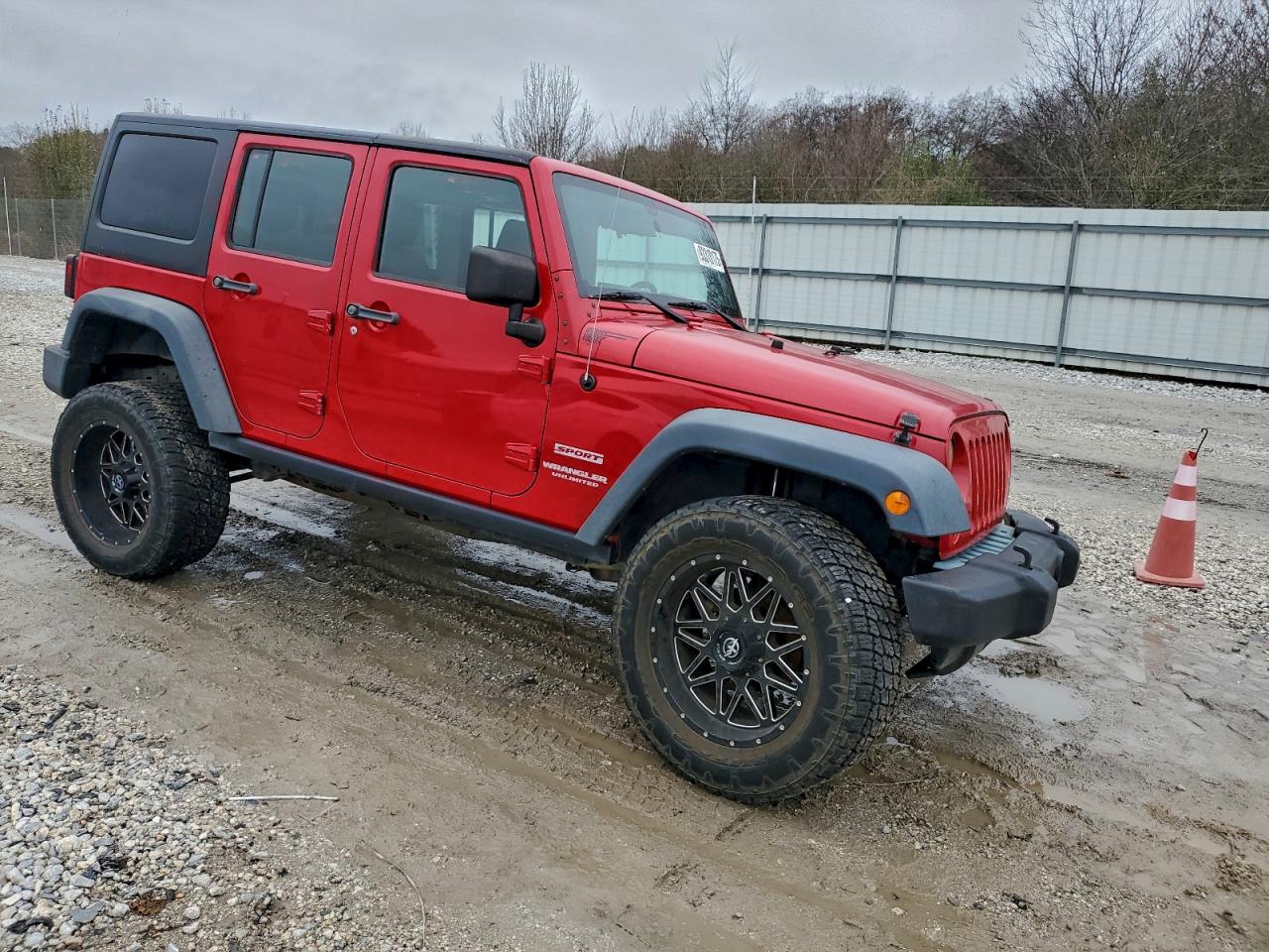 2010 Jeep Wrangler Unlimited Sport Red vin: 1J4BA3H14AL143483