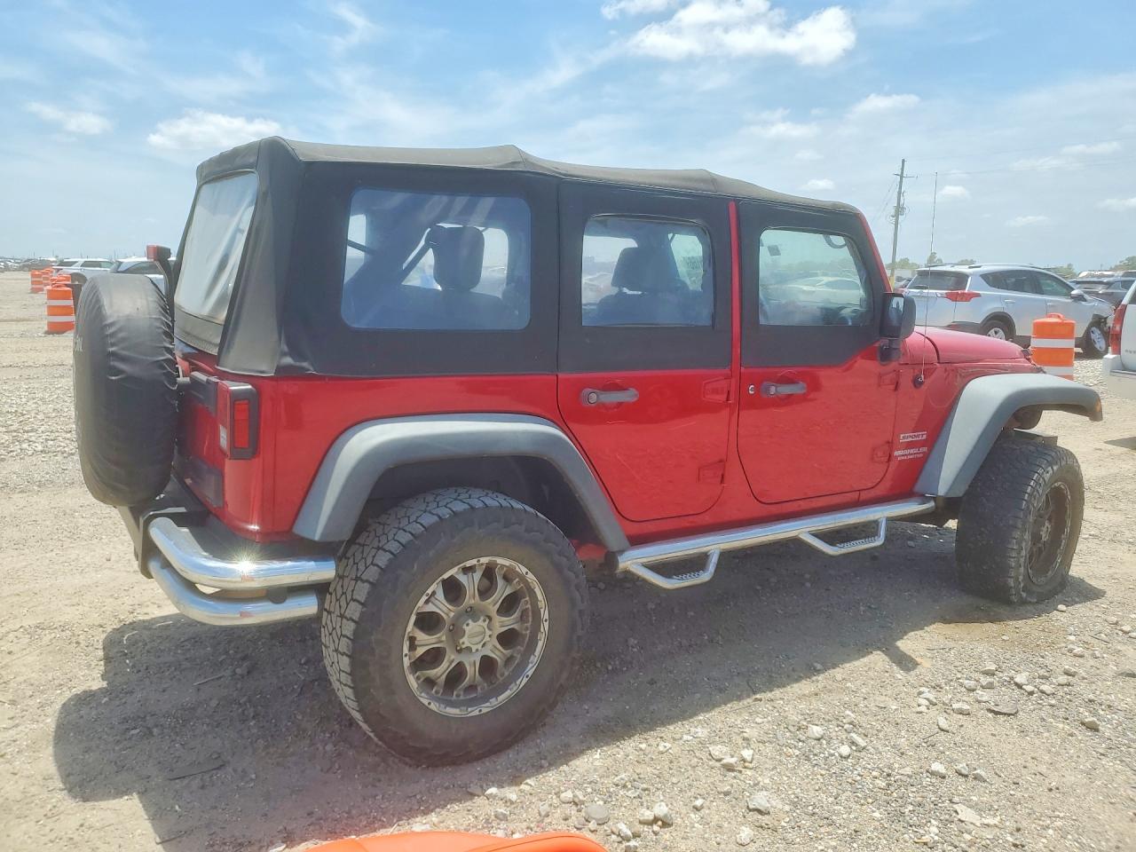 2010 Jeep Wrangler Unlimited Sport Red vin: 1J4BA3H14AL143614