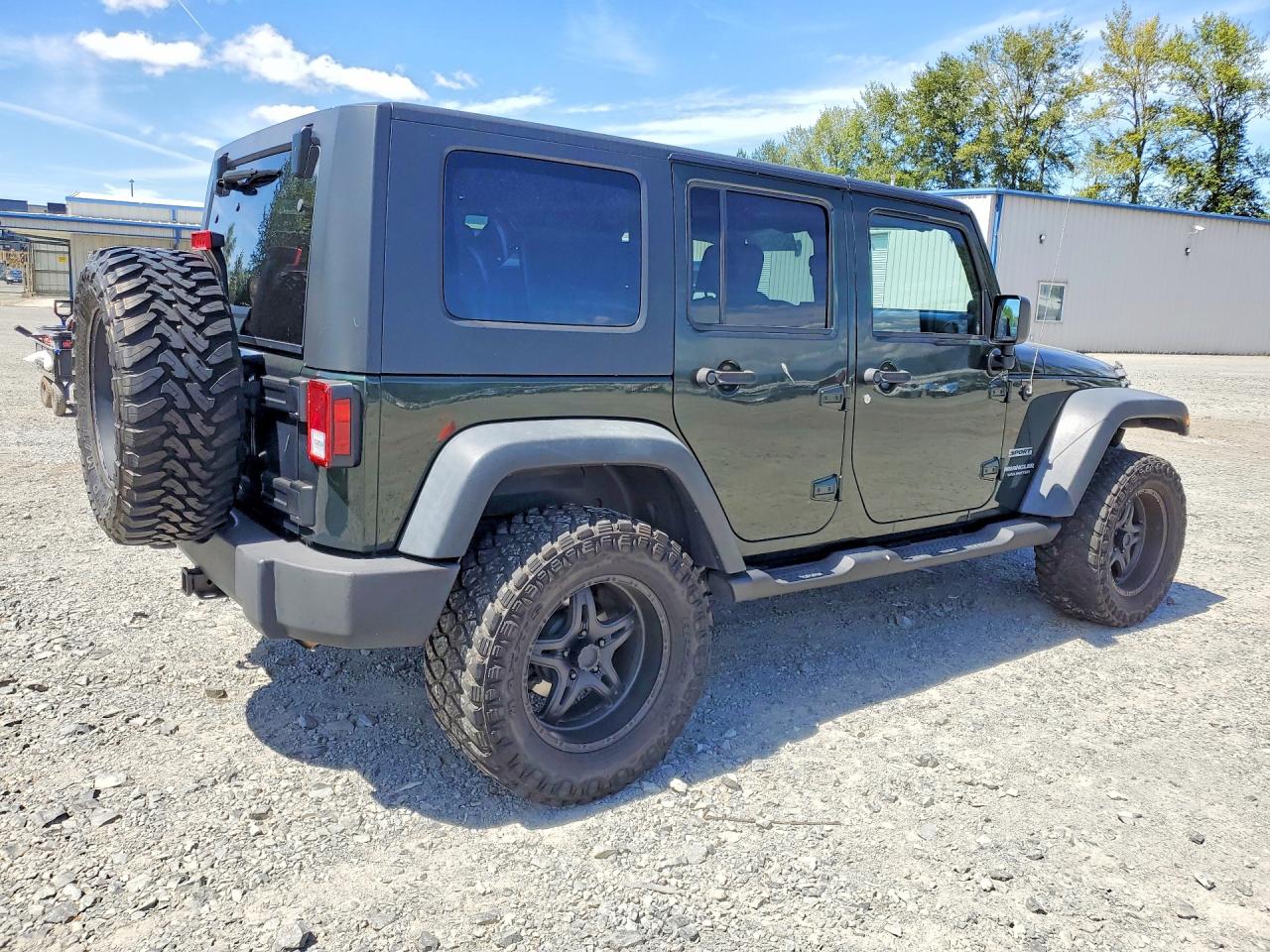2010 Jeep Wrangler Unlimited Sport Зеленый vin: 1J4BA3H14AL199116