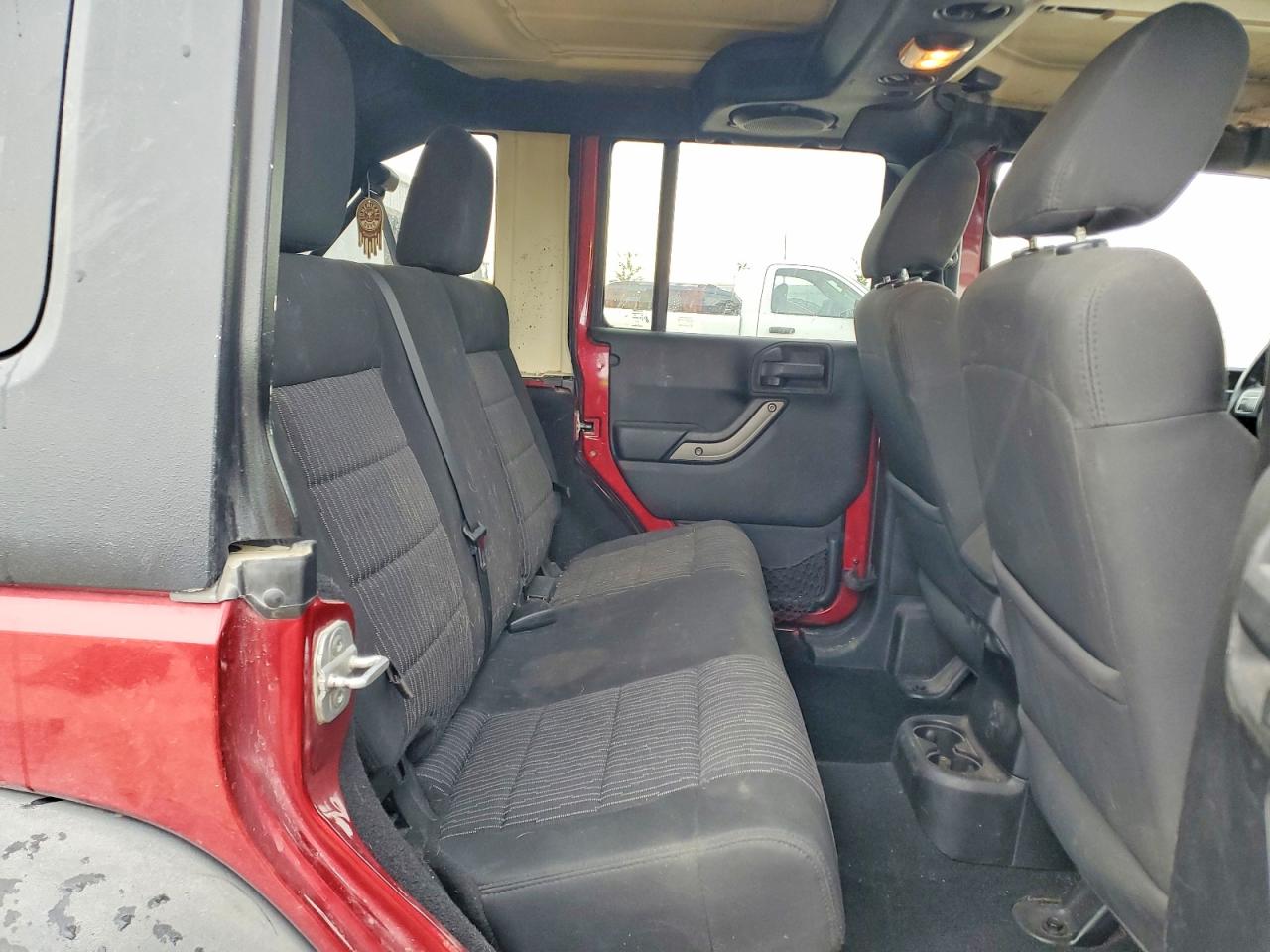 2011 Jeep Wrangler Unlimited Sport Бордовый vin: 1J4BA3H14BL567344