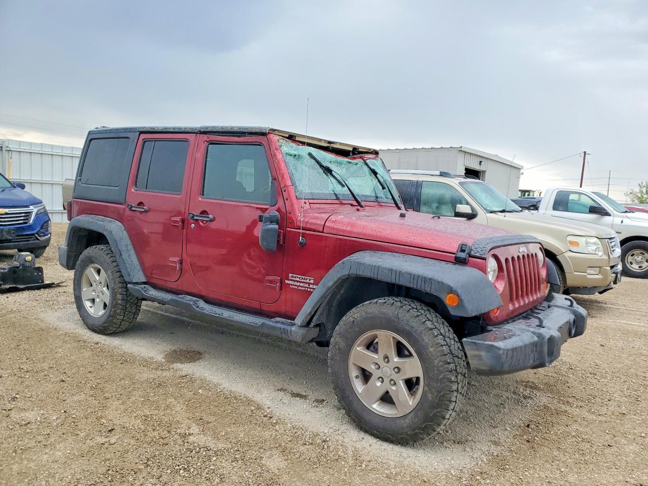 2011 Jeep Wrangler Unlimited Sport Бордовый vin: 1J4BA3H14BL567344