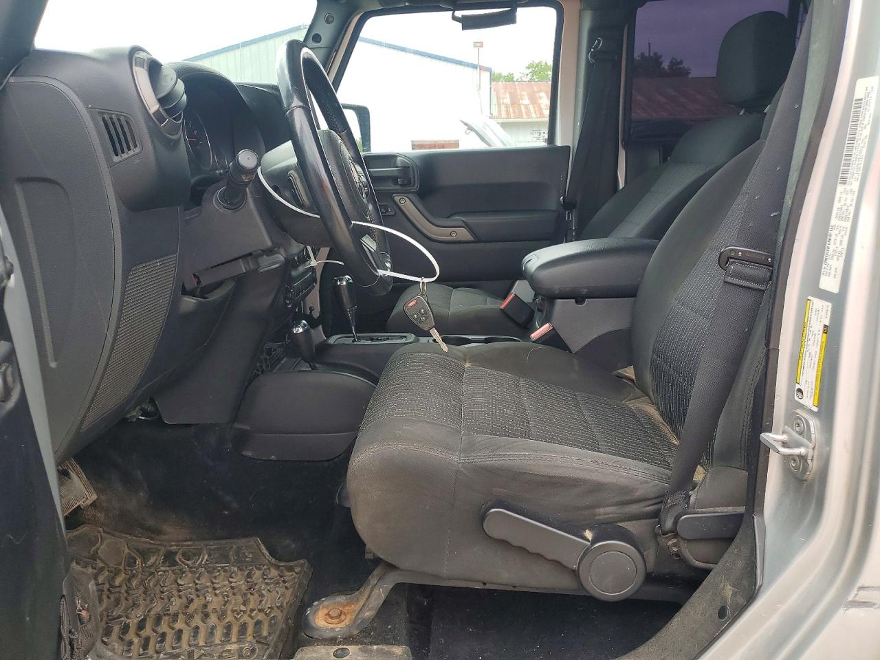 2011 Jeep Wrangler Unlimited Sport Silver vin: 1J4BA3H14BL616512