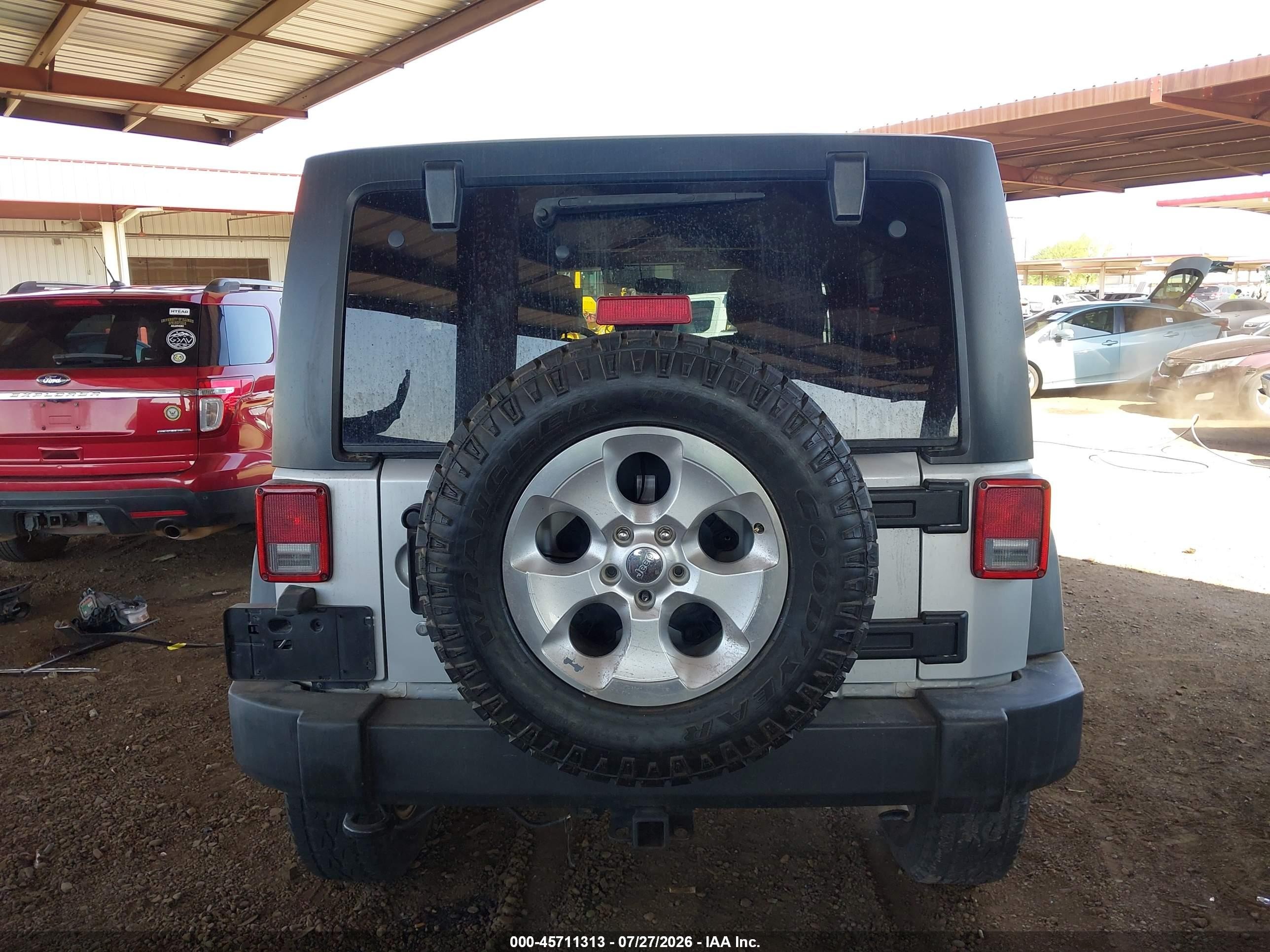 2011 Jeep Wrangler Unlimited Sport Silver vin: 1J4BA3H14BL617160