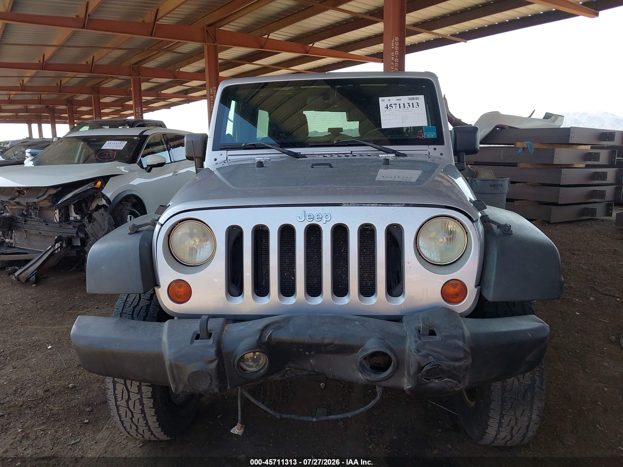 2011 Jeep Wrangler Unlimited Sport Silver vin: 1J4BA3H14BL617160