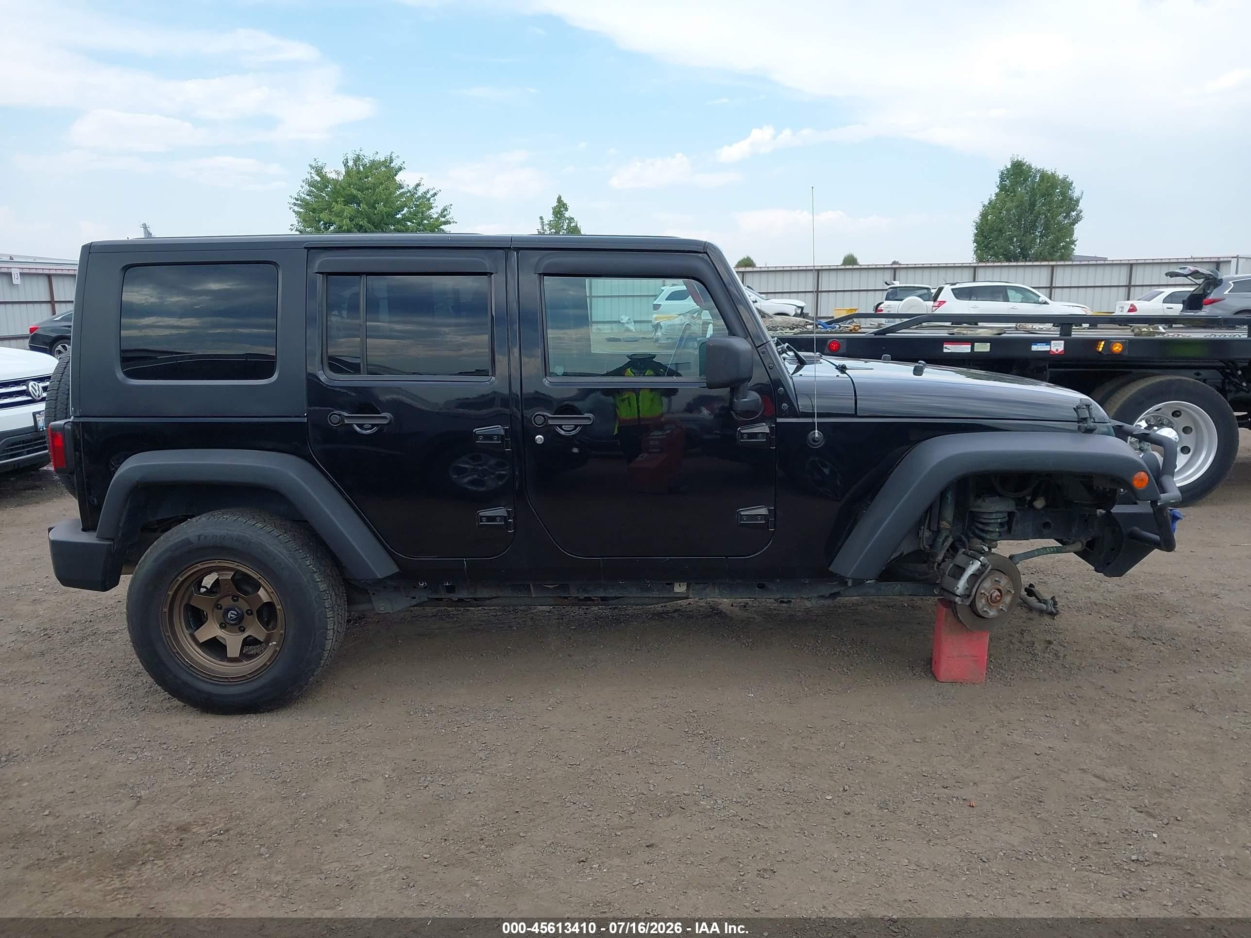 2010 Jeep Wrangler Unlimited Sport Black vin: 1J4BA3H15AL101775