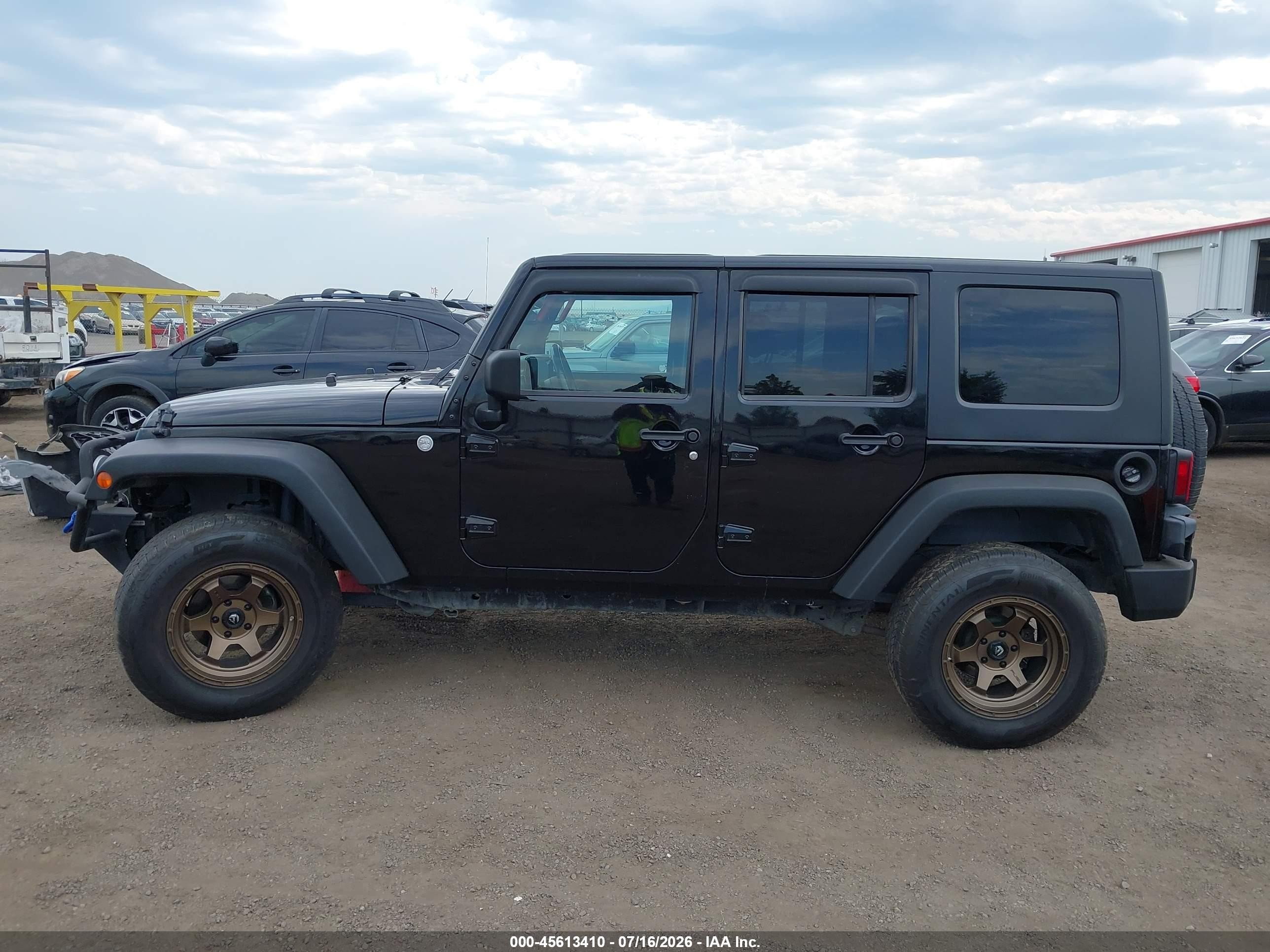 2010 Jeep Wrangler Unlimited Sport Black vin: 1J4BA3H15AL101775