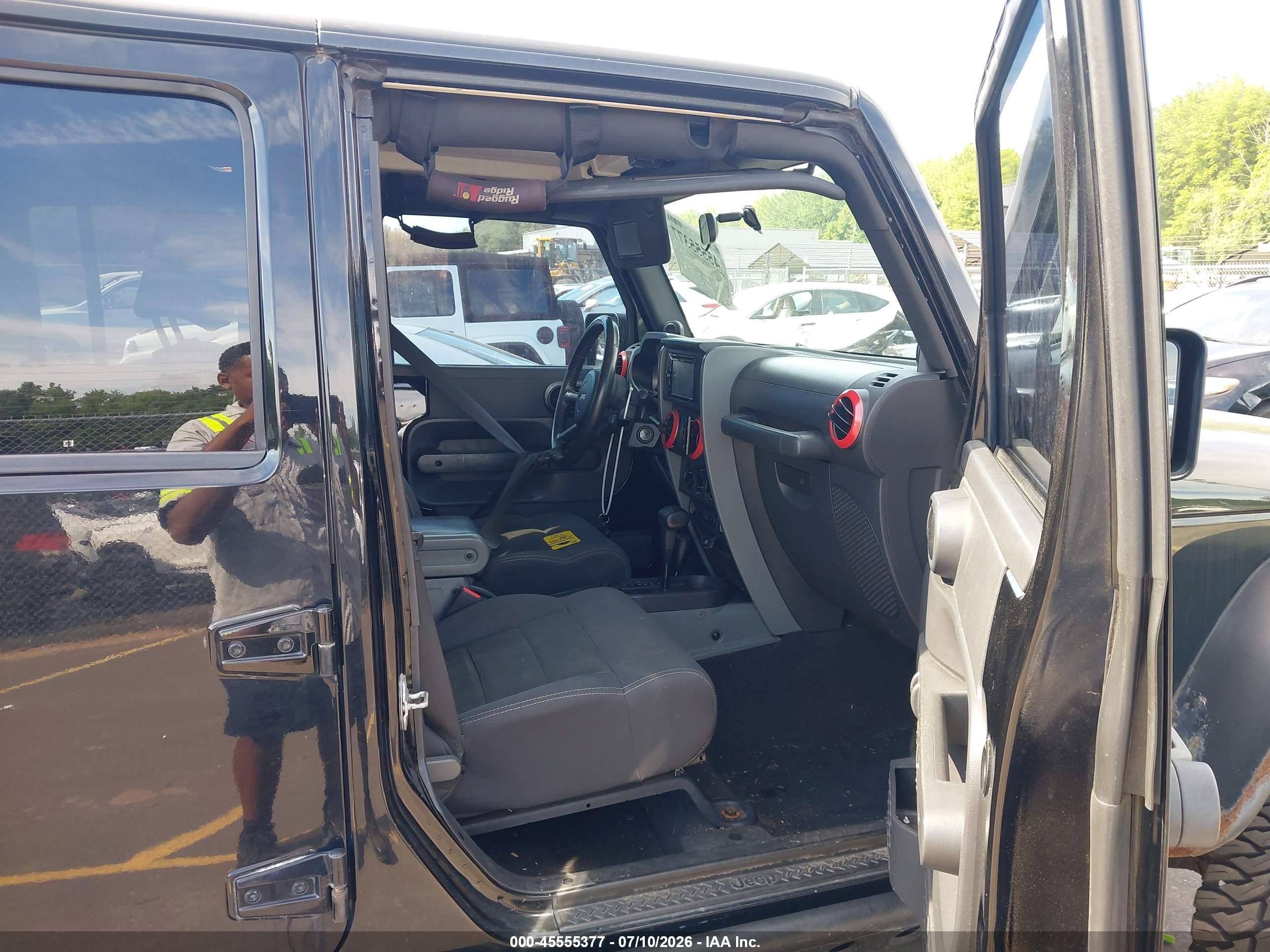 2010 Jeep Wrangler Unlimited Sport Black vin: 1J4BA3H15AL219700