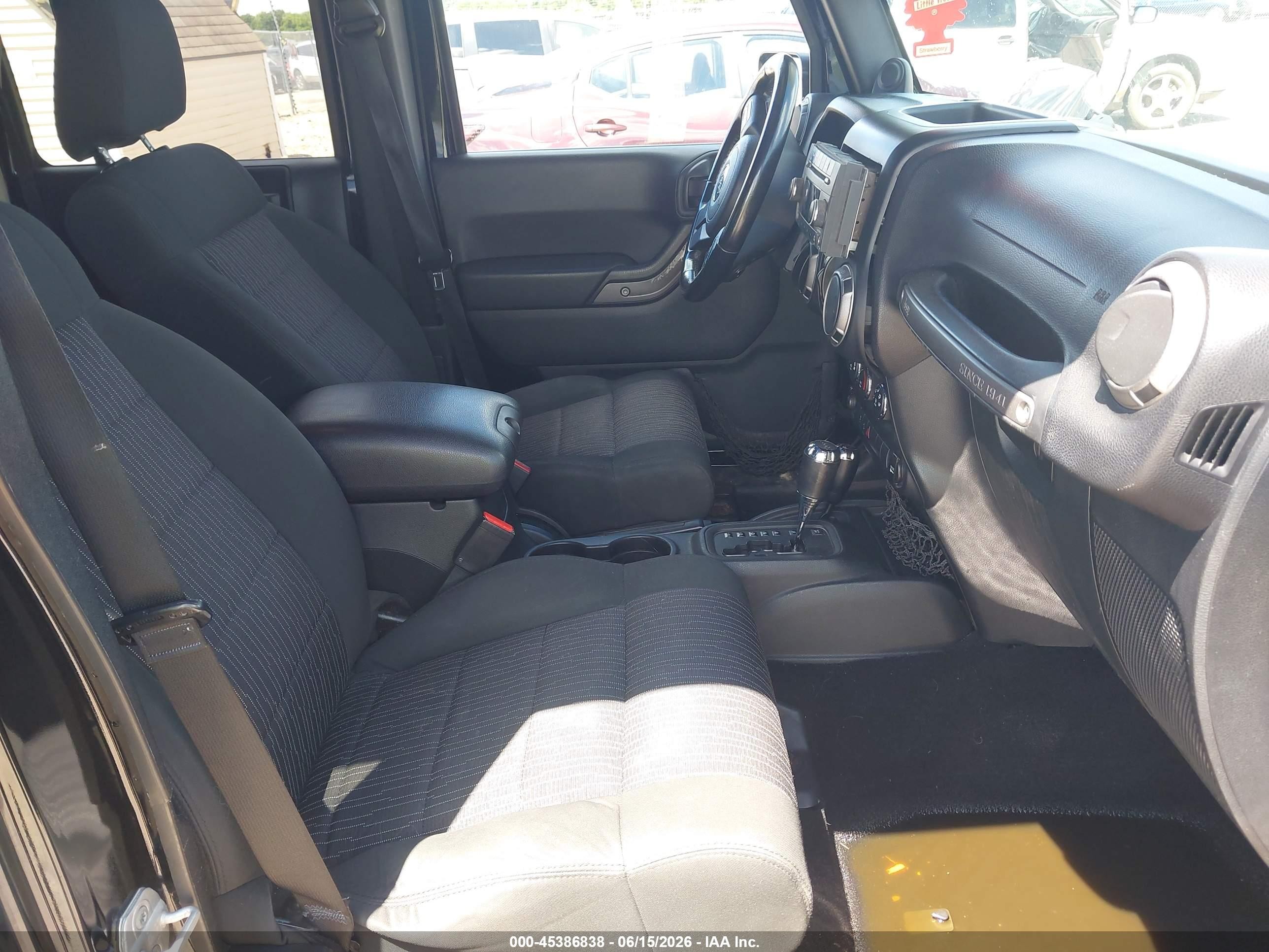 2011 Jeep Wrangler Unlimited Sport Black vin: 1J4BA3H15BL522168