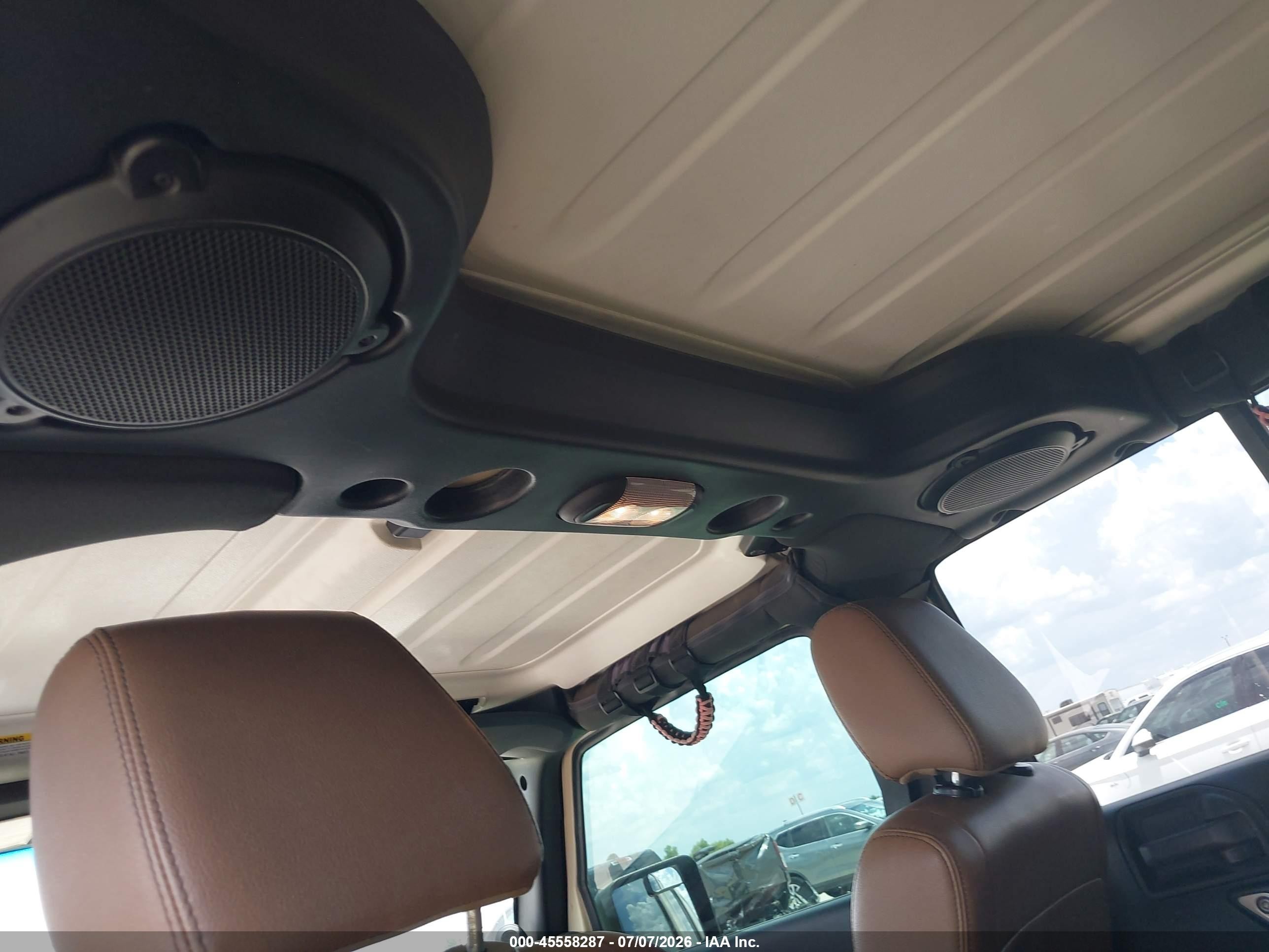 2011 Jeep Wrangler Unlimited Sport Tan vin: 1J4BA3H15BL625431