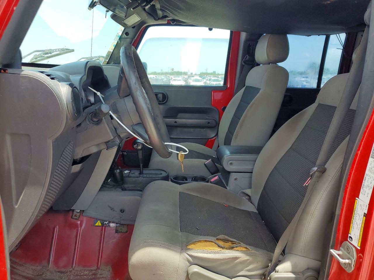 2010 Jeep Wrangler Unlimited Sport Red vin: 1J4BA3H16AL173584