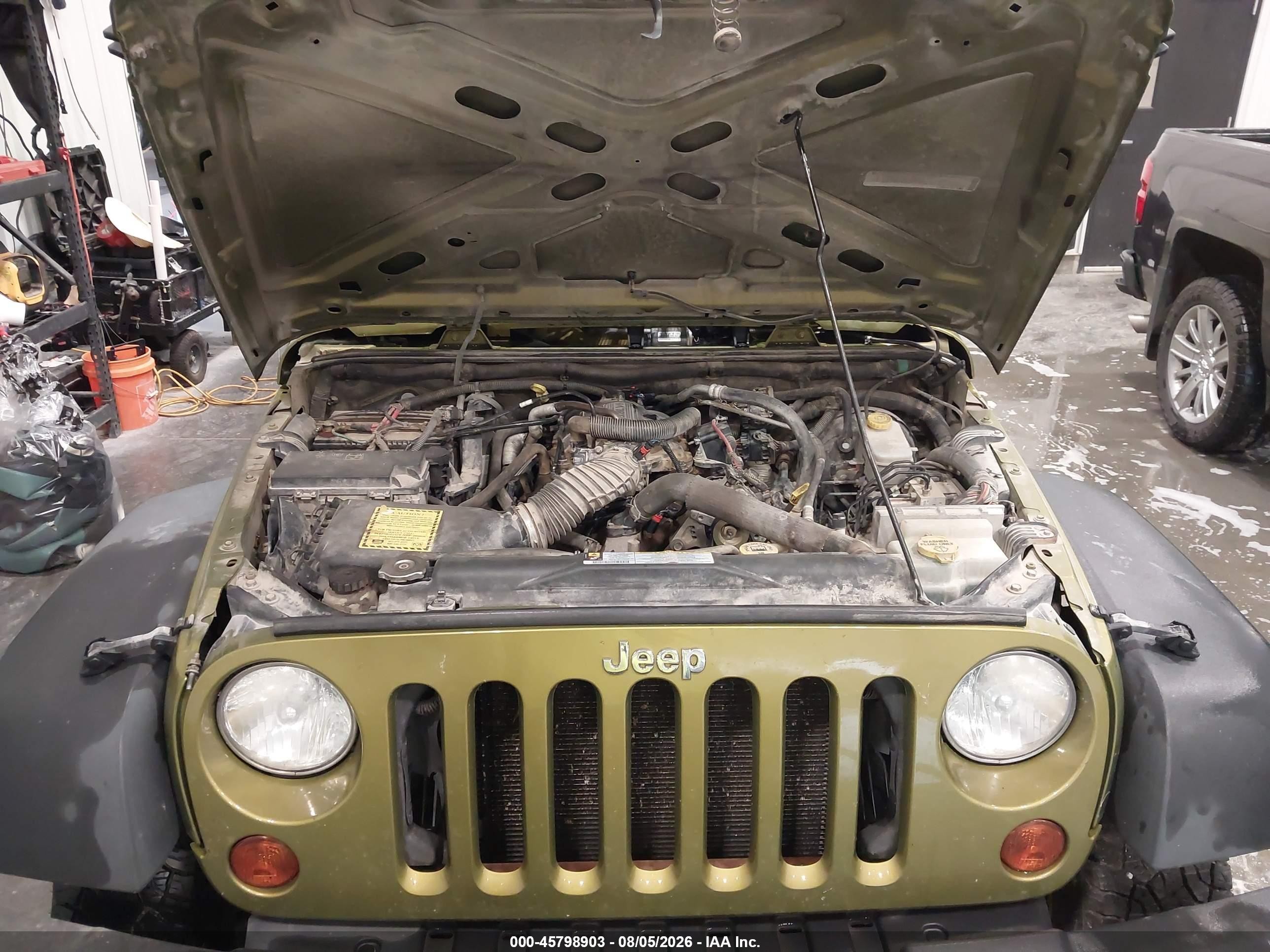 2010 Jeep Wrangler Unlimited Sport Green vin: 1J4BA3H16AL204204