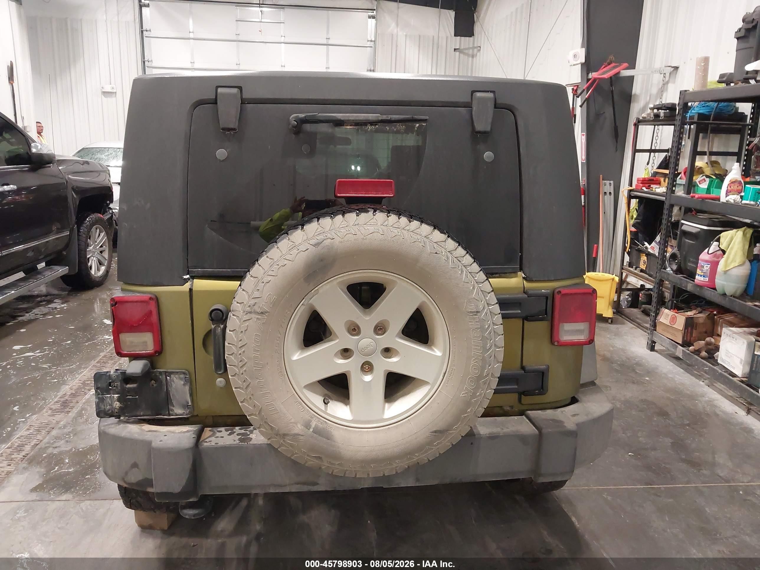 2010 Jeep Wrangler Unlimited Sport Green vin: 1J4BA3H16AL204204