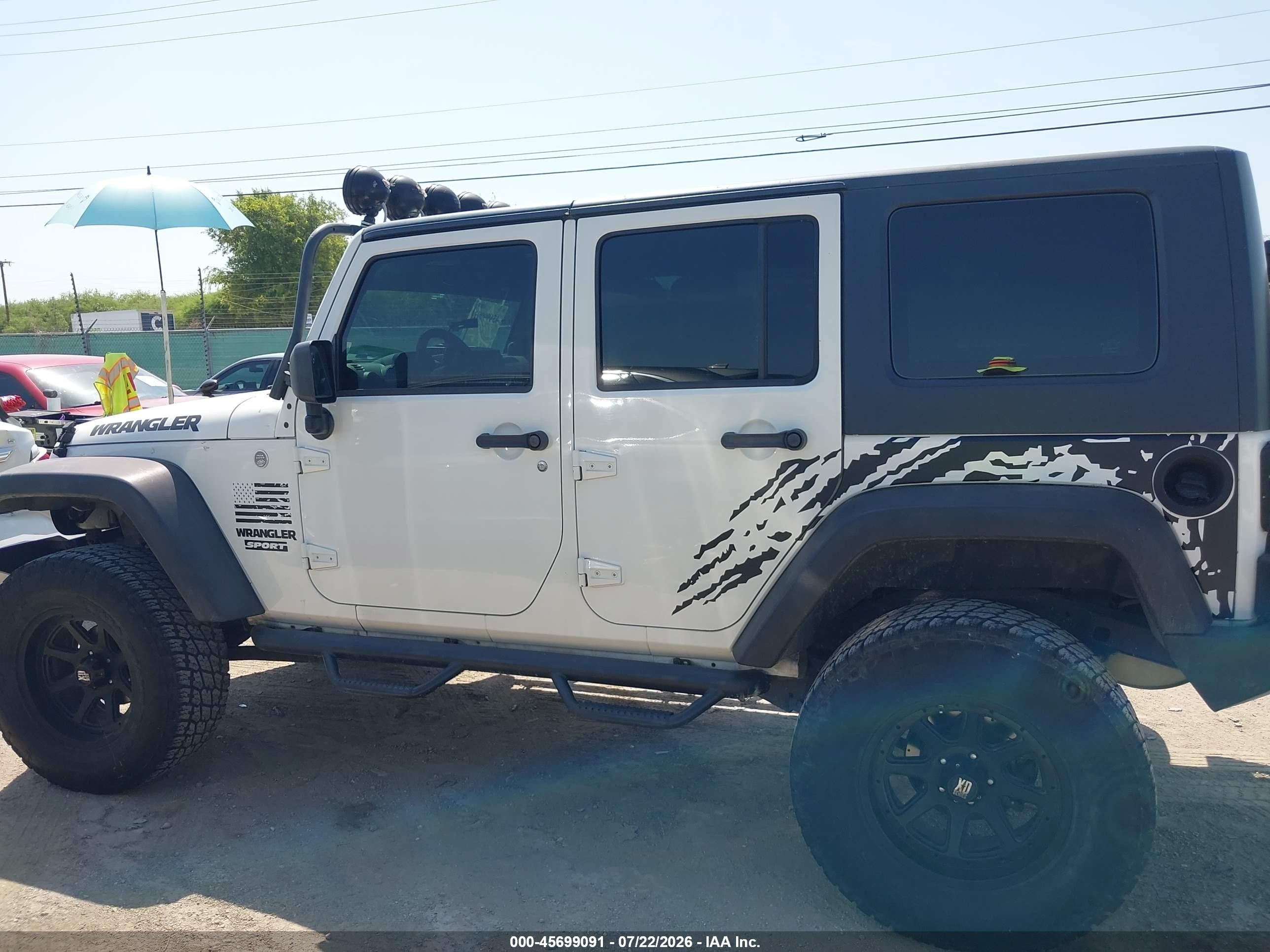 2010 Jeep Wrangler Unlimited Sport White vin: 1J4BA3H17AL105150
