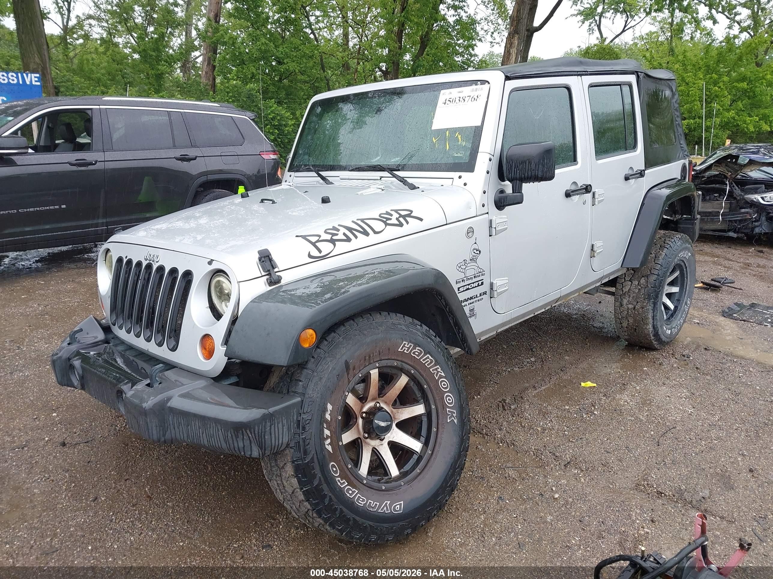 2010 Jeep Wrangler Unlimited Sport Серебряный vin: 1J4BA3H17AL144711