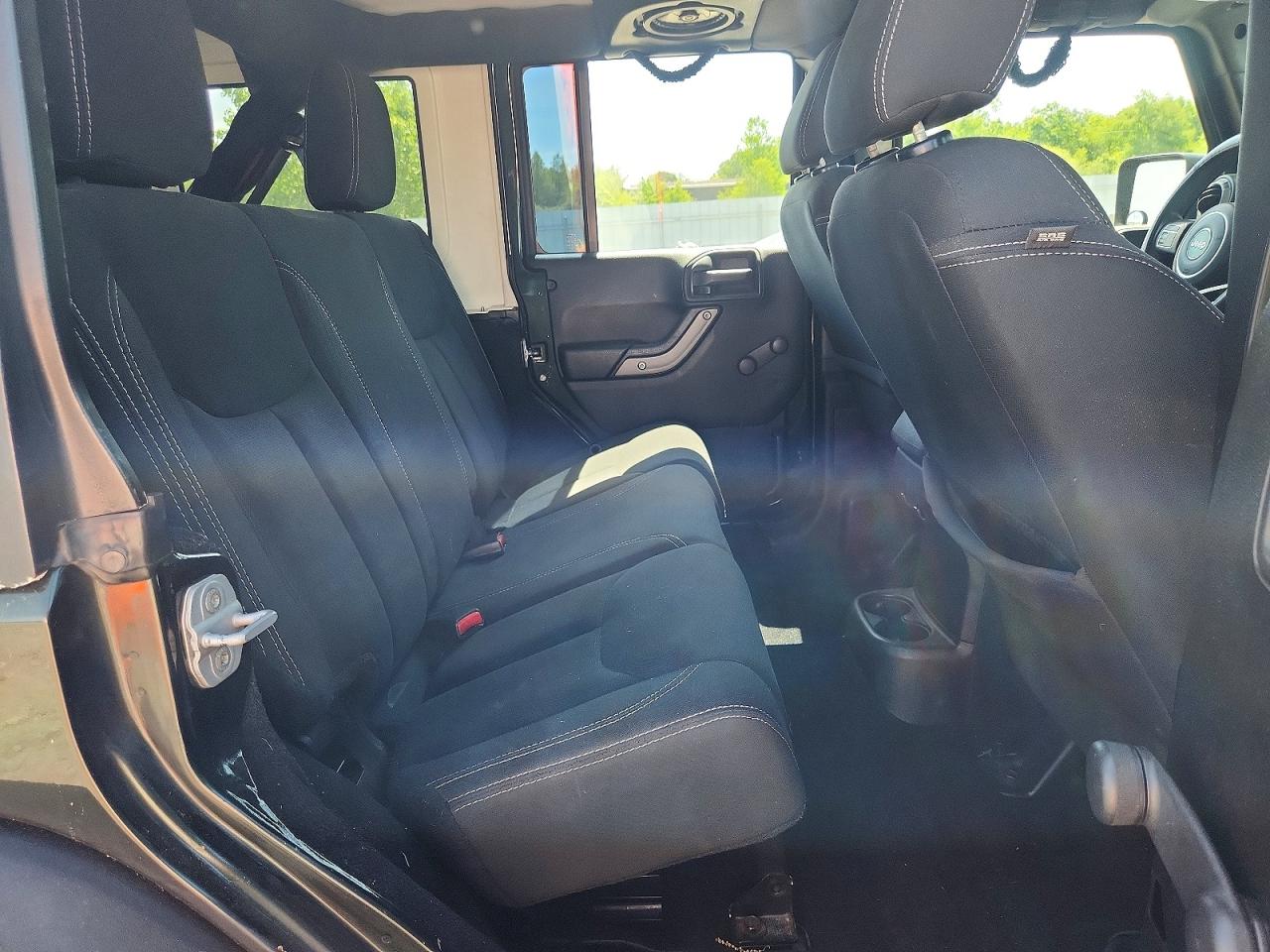 2011 Jeep Wrangler Unlimited Sport Green vin: 1J4BA3H17BL551297
