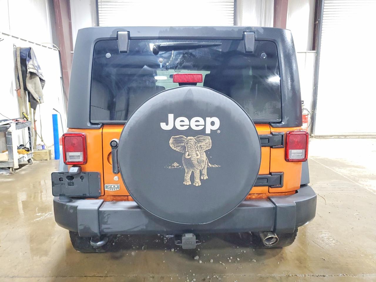 2011 Jeep Wrangler Unlimited Sport Orange vin: 1J4BA3H17BL555687