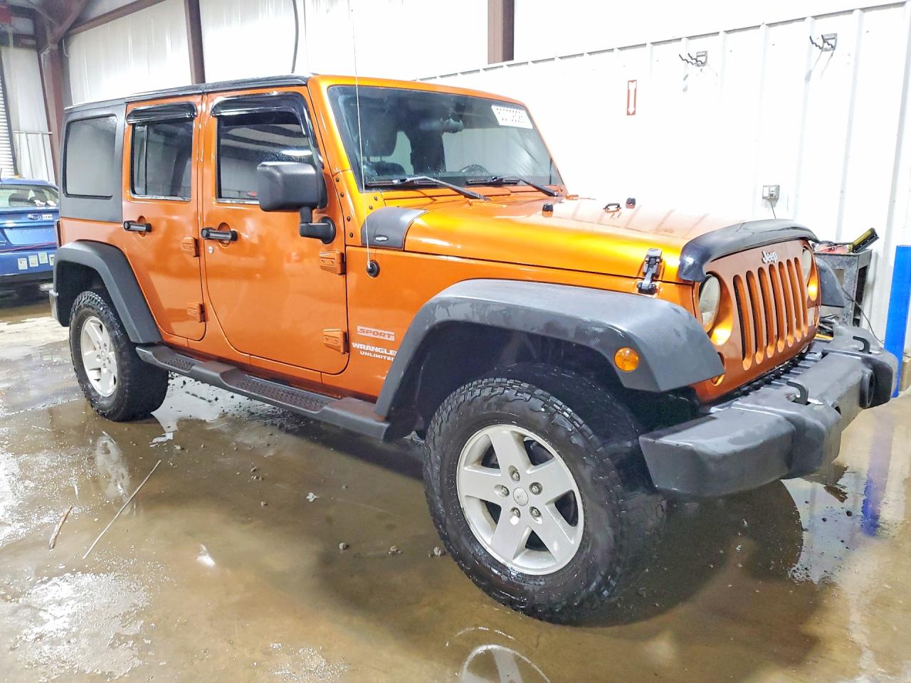 2011 Jeep Wrangler Unlimited Sport Orange vin: 1J4BA3H17BL555687