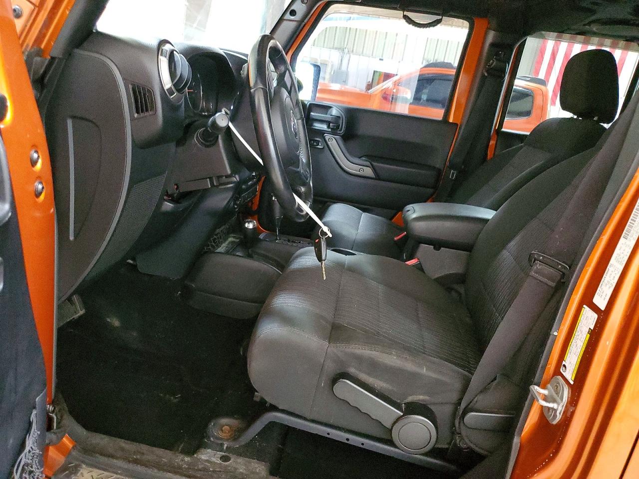 2011 Jeep Wrangler Unlimited Sport Orange vin: 1J4BA3H17BL555687