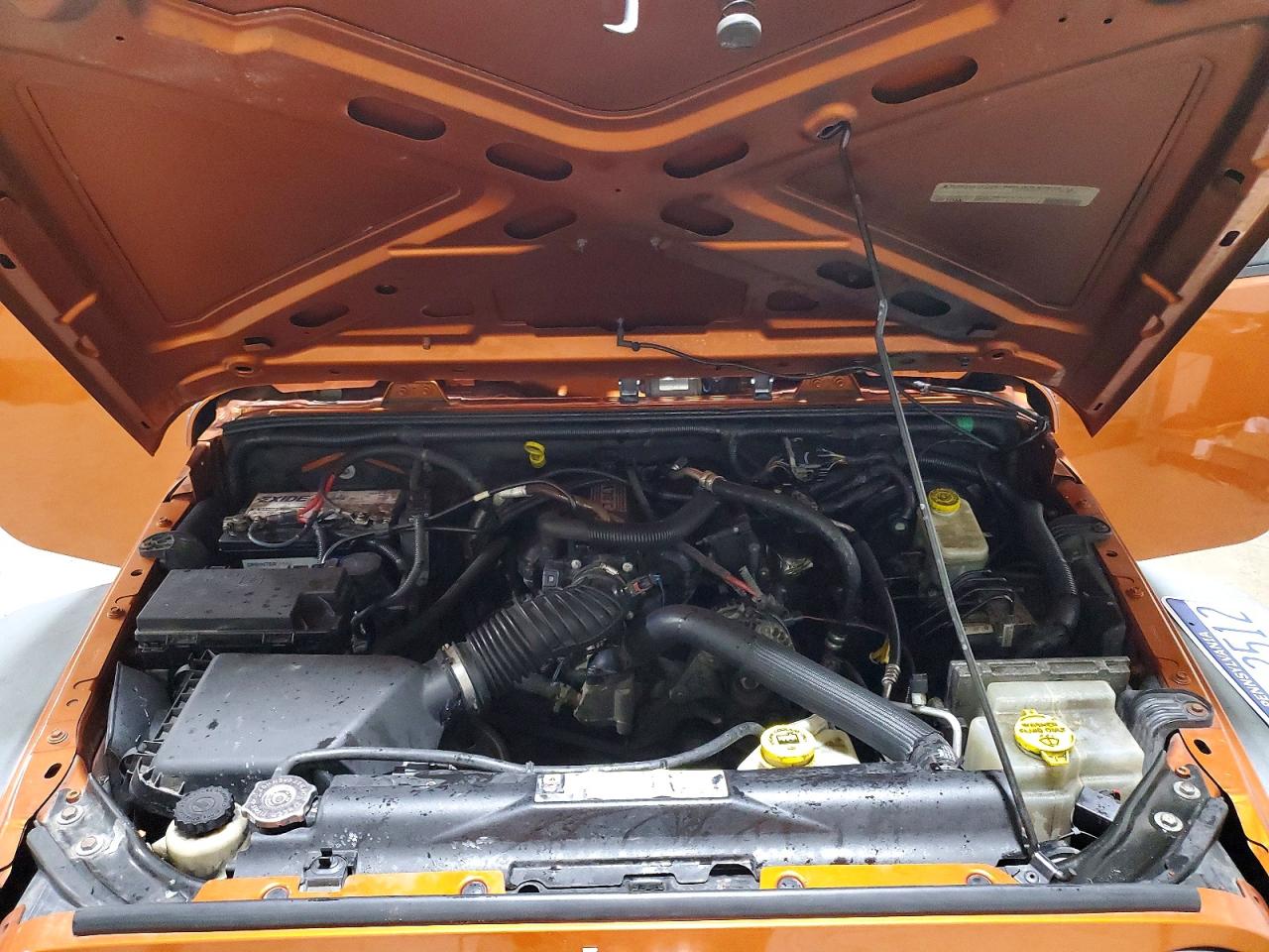 2011 Jeep Wrangler Unlimited Sport Orange vin: 1J4BA3H17BL555687